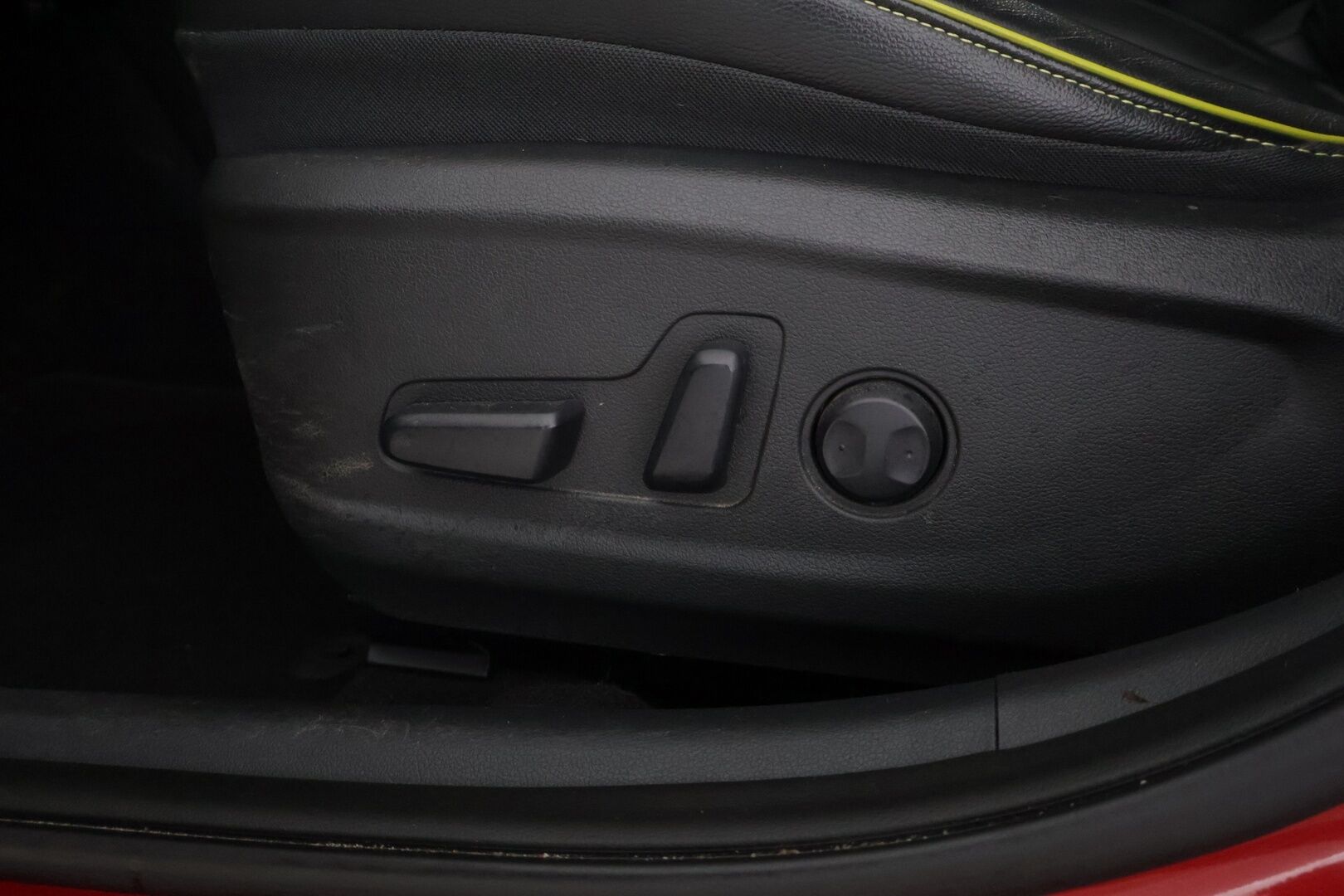 Hyundai KONA 2018 1,0 T-GDI 6MT Style Launch Edition//Ilmastoidutpenkit//Kaistavahti//ratinlämmitin//HUD// - | Suomi-auto | Tutkat | P.kamera | Kaistavahti | Blis |