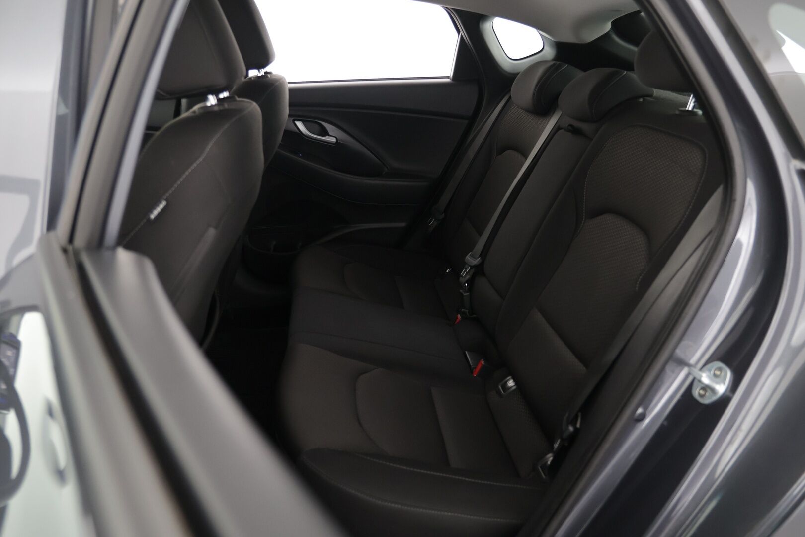 Hyundai i30 Fastback 2018 1,4 T-GDI Comfort Limited / Ratinlämmitin / Vakkari - Siisti! / Hyvin huollettu / Hyvät varusteet - HULLUT AVAJAISHULINAT KORKOTARJOUS 3,29 %