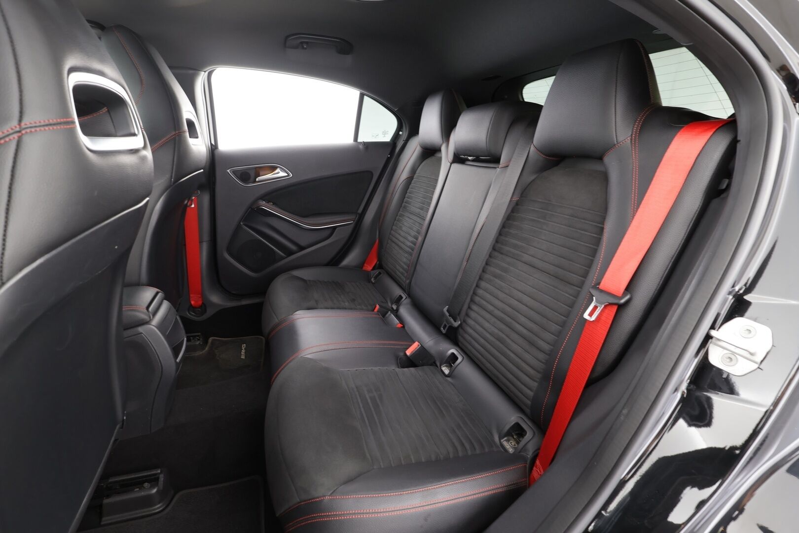 Mercedes-Benz A 45 AMG 2014 4Matic A - | Vakkari | Xenon | P.Kamera | Puolinahat | H/K | Kahdet Renkaat |