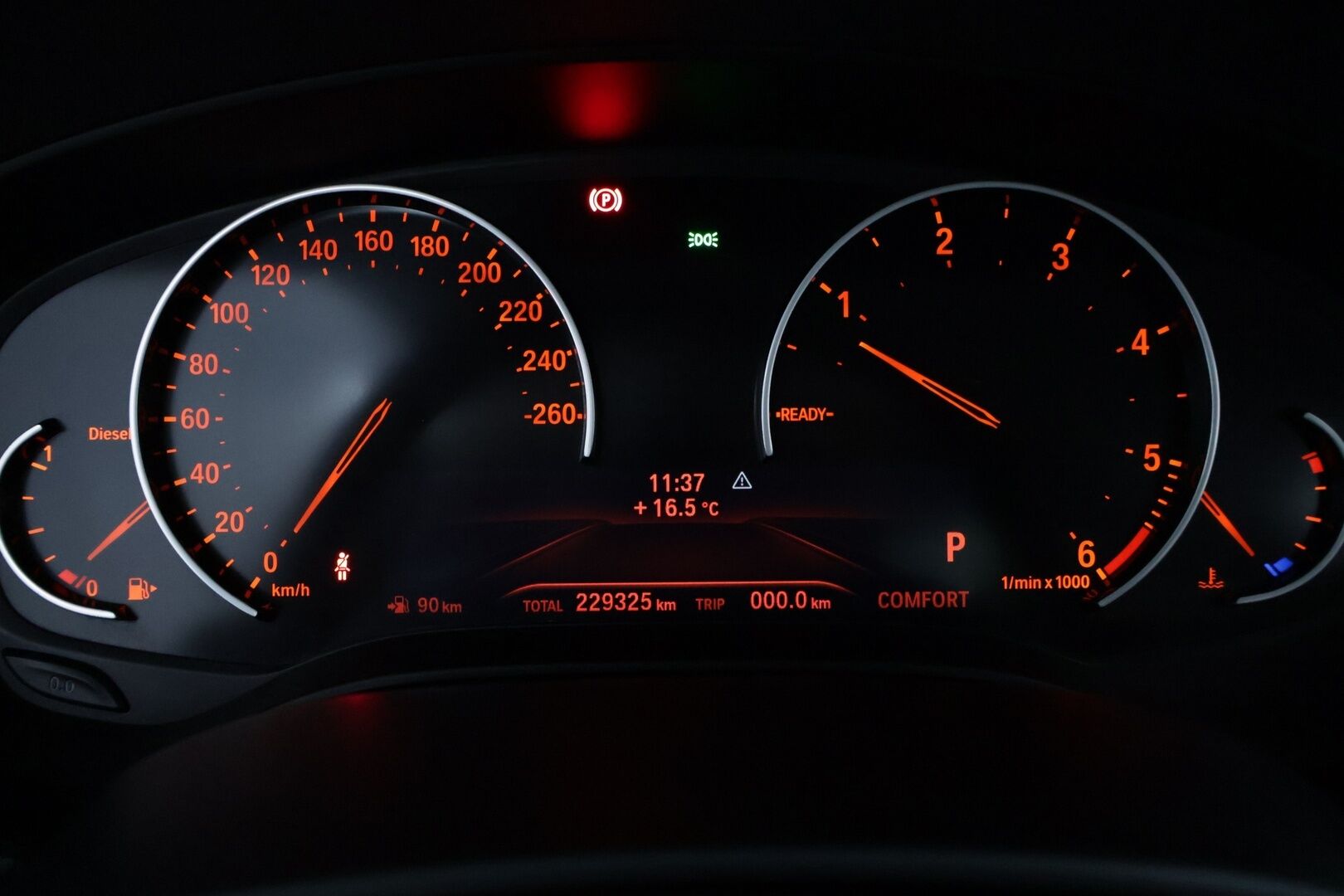 BMW 520 2018 G30 Sedan 520d A xDrive Winter Exclusive *Webasto / Nahat / Navi / Carplay / Tutkat* - *Suomi auto / 2x Renkaat / Webasto*