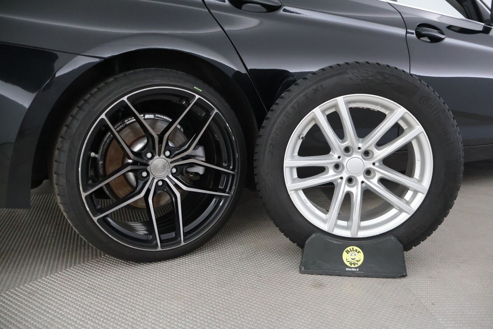 BMW 520 2018 G30 Sedan 520d A xDrive Winter Exclusive *Nahkasisusta / Tutkat / Webasto* - Suomi auto / 2 renkaat / Webasto / Neliveto / Winter Exclusive * - HULLUT JOULUT KORKOTARJOUS 2,49% 