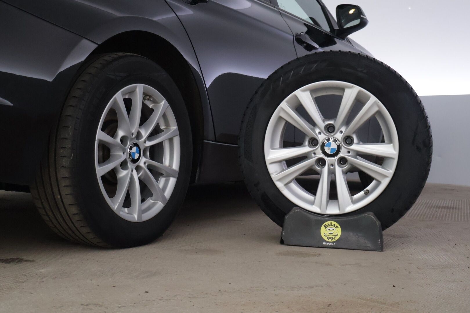 BMW 320 2018 F31 Touring 320i A xDrive Business Exclusive - | Hifit | Nahkat | Neliveto | Proffa Navi | Suomi-Auto | Ratinlämmitys |