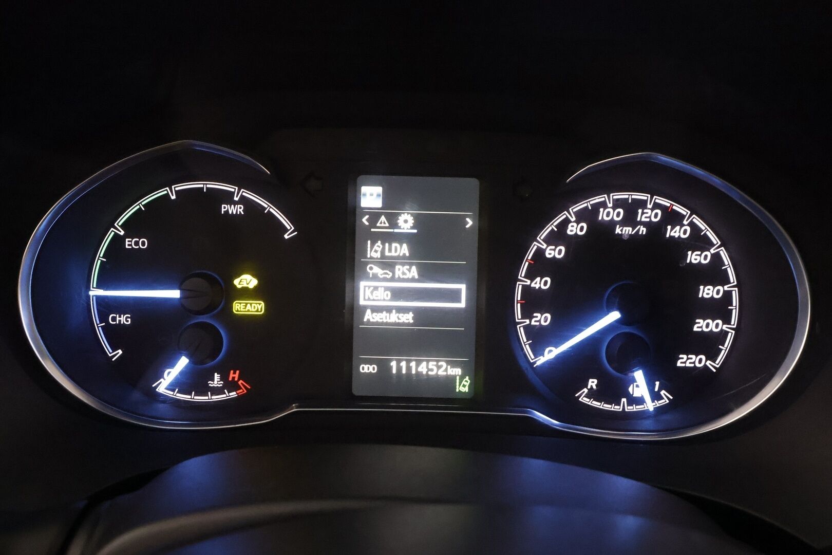Toyota Yaris 2018 1,5 Hybrid Active 5ov - | Vakkari | P.kamera | Lohkolämmitin | Navi | Bluetooth | Kaistavahti | PCS | RSA | Aut. ilmastointi | Merkkihuollettu | 2x renkaat aluin | 