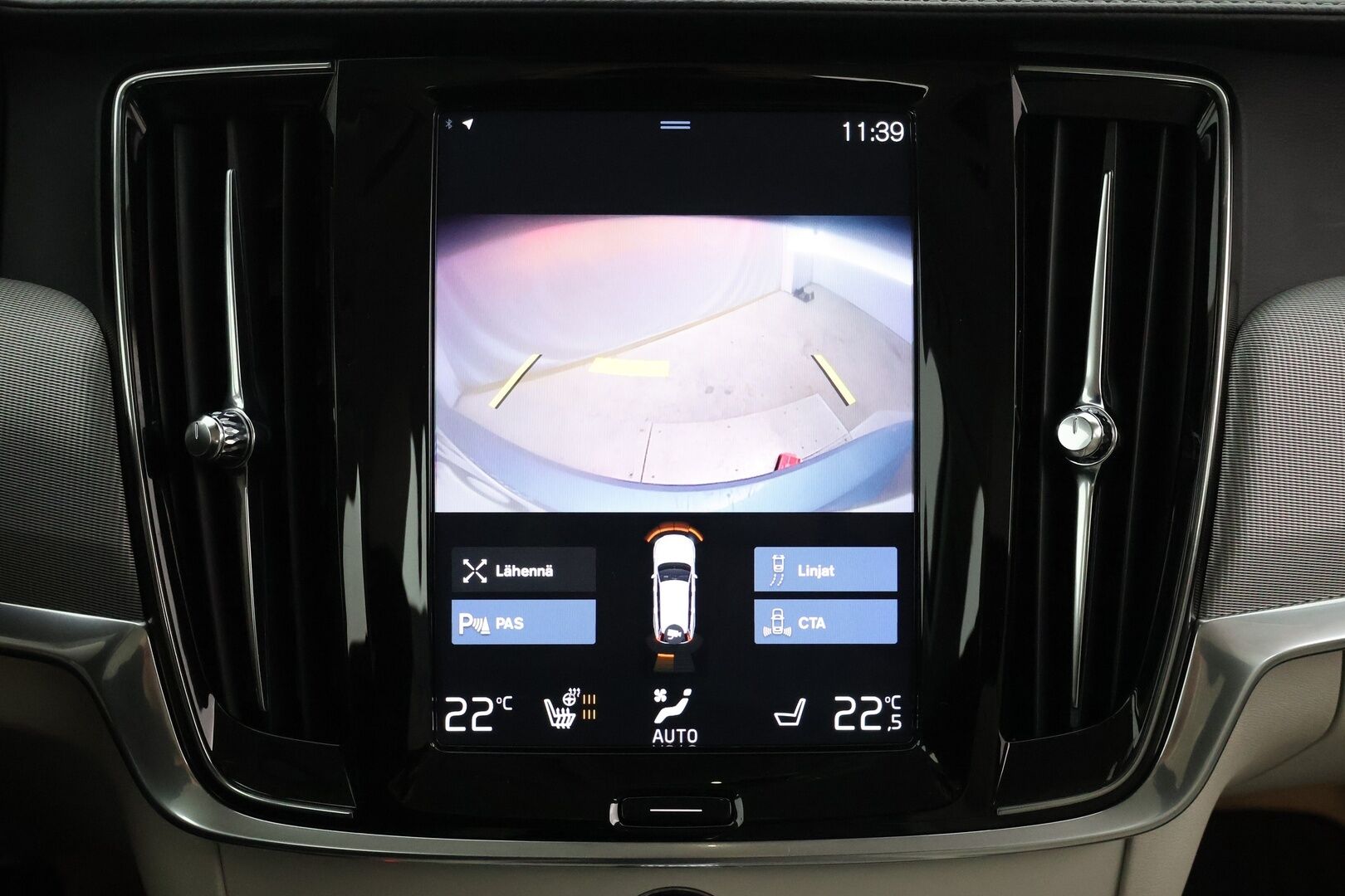 Volvo V90 2019 D4 Business Inscription aut - Suomi-auto | Webasto | ACC & Pilot assist | P.kamera | Muistipenkki | Vaalea nahkasisusta | Mussel Blue | Full LED | Sensus-navi - KORKO VAIN 3,99 %