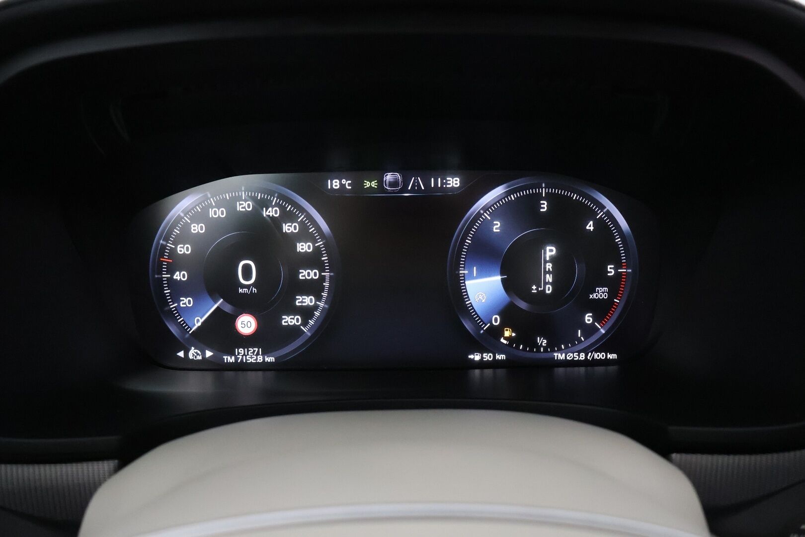 Volvo V90 2019 D4 Business Inscription aut - Suomi-auto | Webasto | ACC & Pilot assist | P.kamera | Muistipenkki | Vaalea nahkasisusta | Mussel Blue | Full LED | Sensus-navi - KORKO VAIN 3,99 %