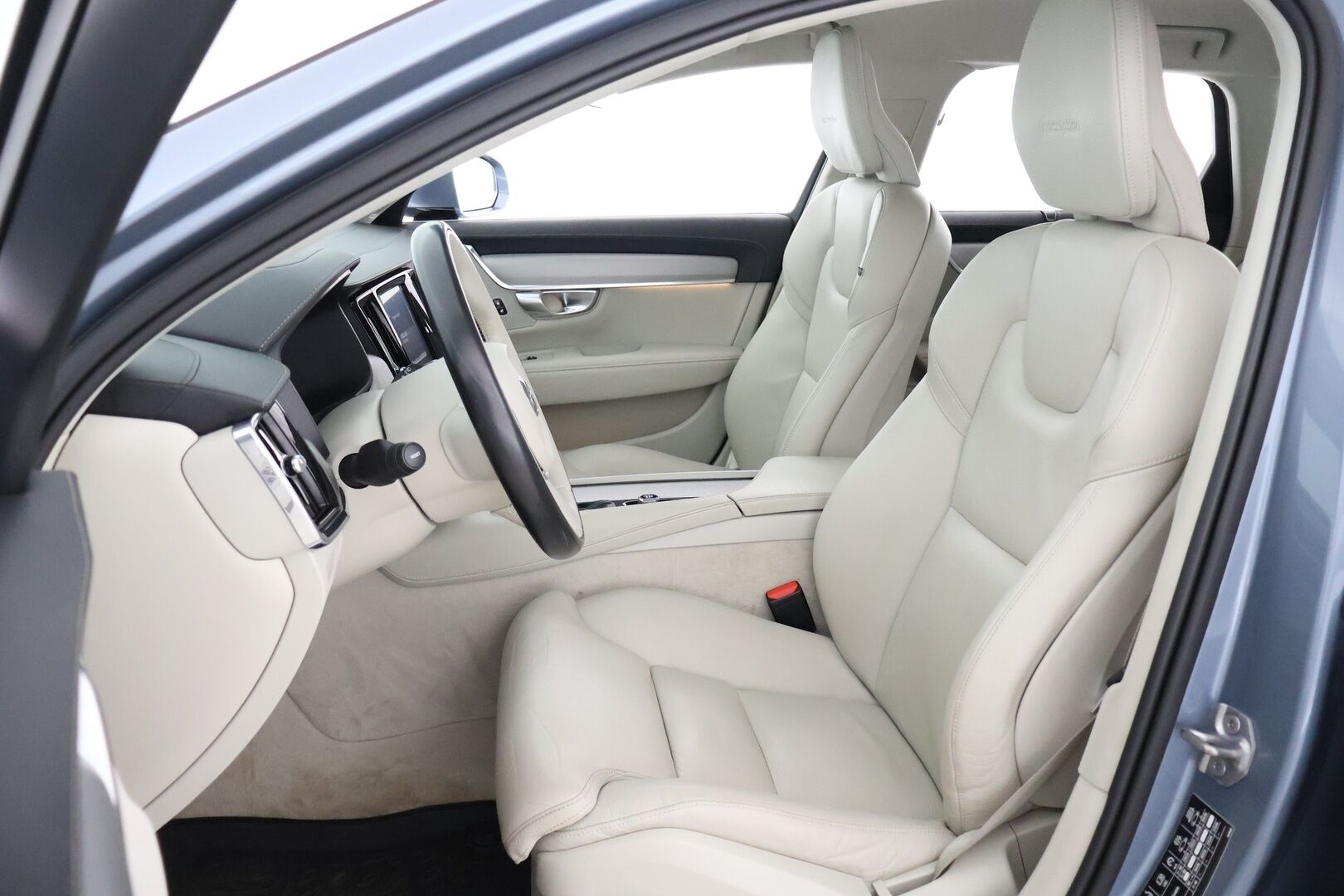 Volvo V90 2019 D4 Business Inscription aut - Suomi-auto | Webasto | ACC & Pilot assist | P.kamera | Muistipenkki | Vaalea nahkasisusta | Mussel Blue | Full LED | Sensus-navi - KORKO VAIN 3,99 %
