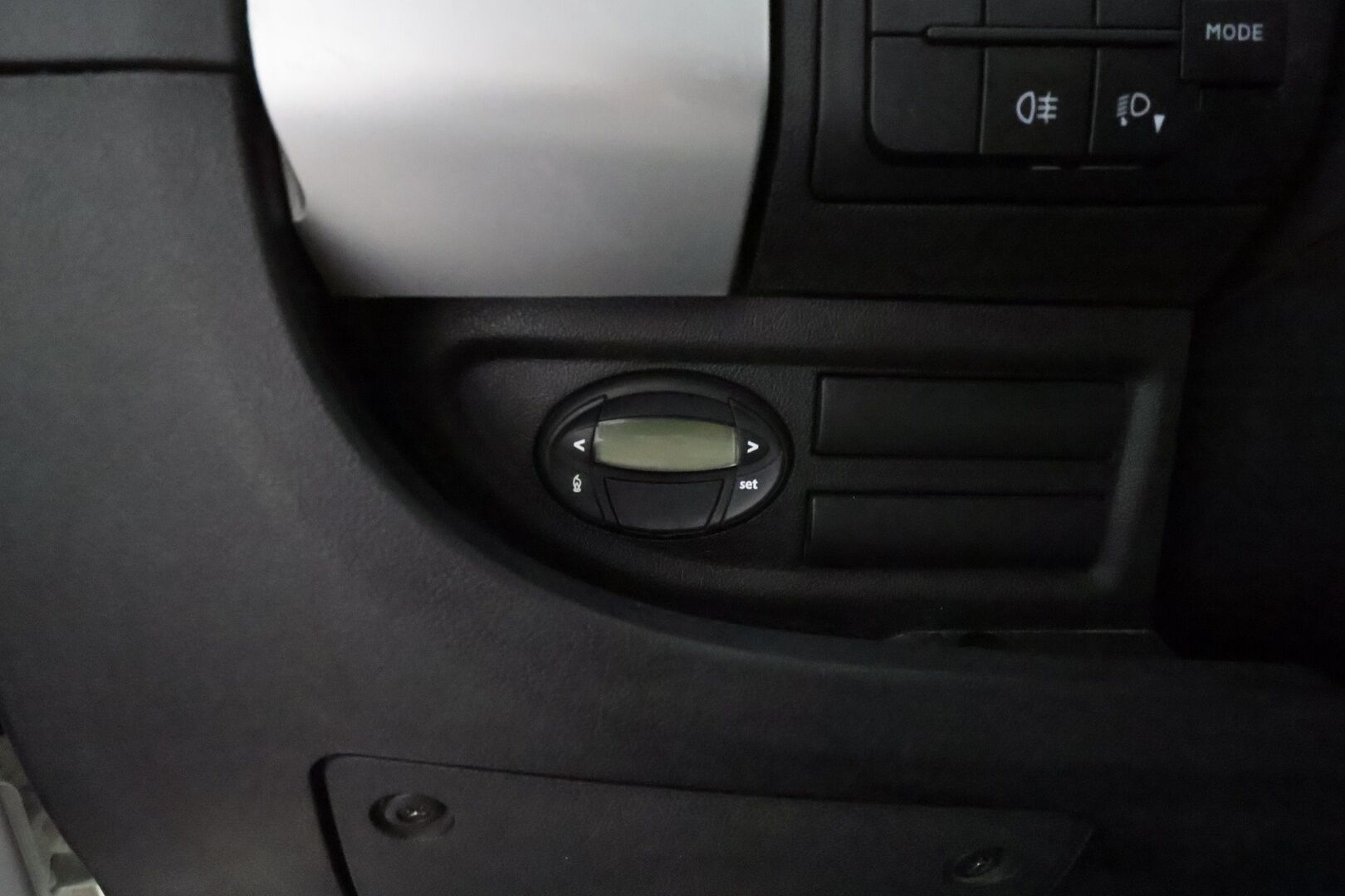 Citroen Jumper 2018 BlueHDi 110 35 L2H1 ** Webasto / Koukku / Vakkari / Bluetooth / VÄLISEINÄ / Ilmastointi ** - Suomi-auto / 2x Renkaat