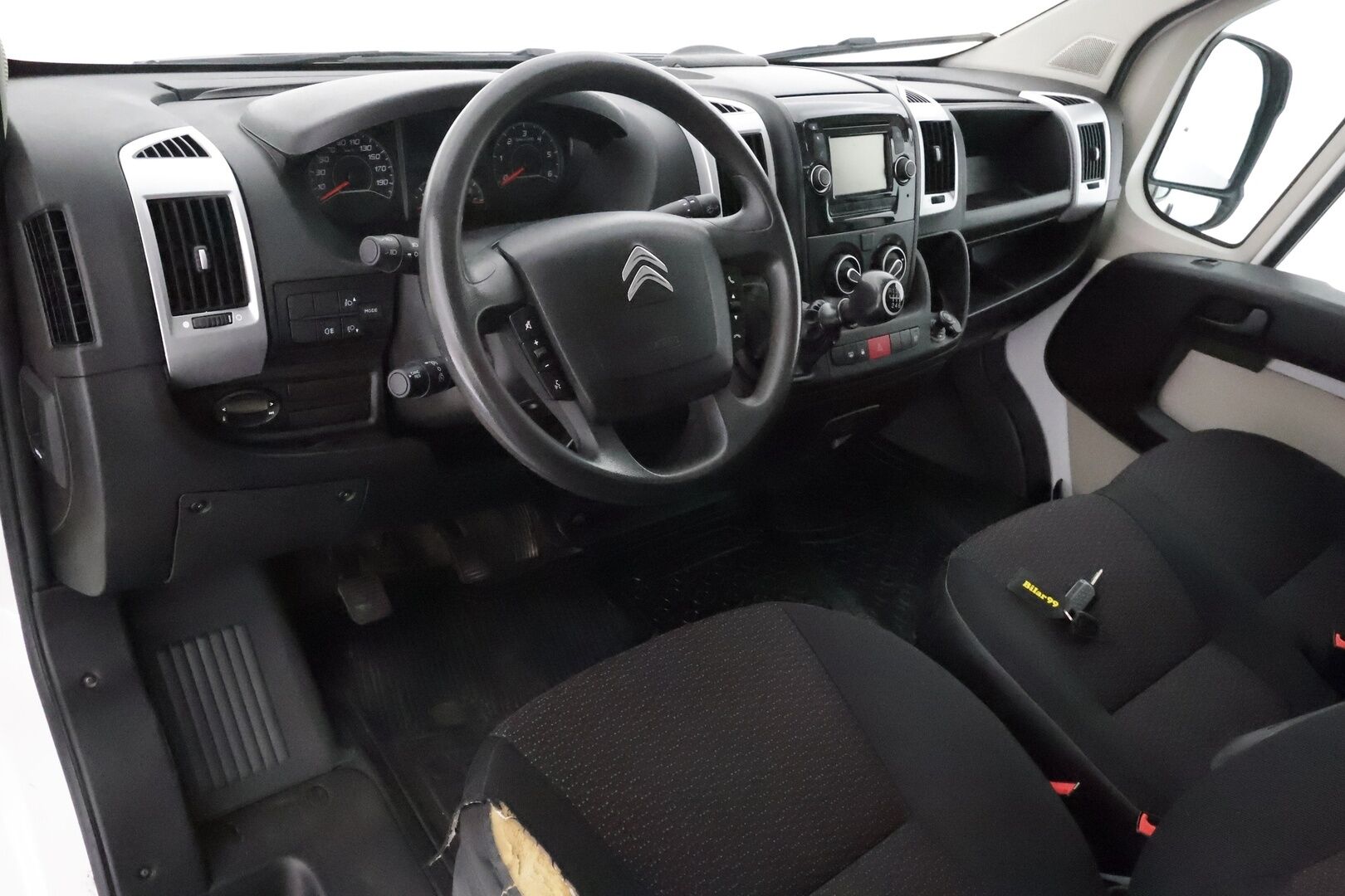 Citroen Jumper 2018 BlueHDi 110 35 L2H1 **ALV / 1-om. Suomi-auto / Webasto / Koukku / Vakkari / Ilmastointi / Väliseinä**