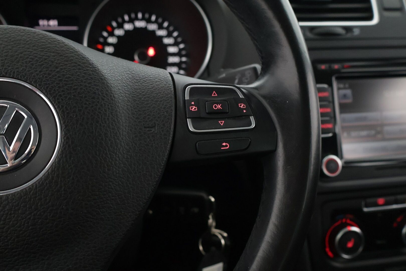 Volkswagen Golf 2012 Comfortline 2,0 TDI 103 kW (140 hv) BlueMotion Technology 4-ovinen - Lohko / P-kamera / Vetokoukku / Bluetooth / Vakkari
