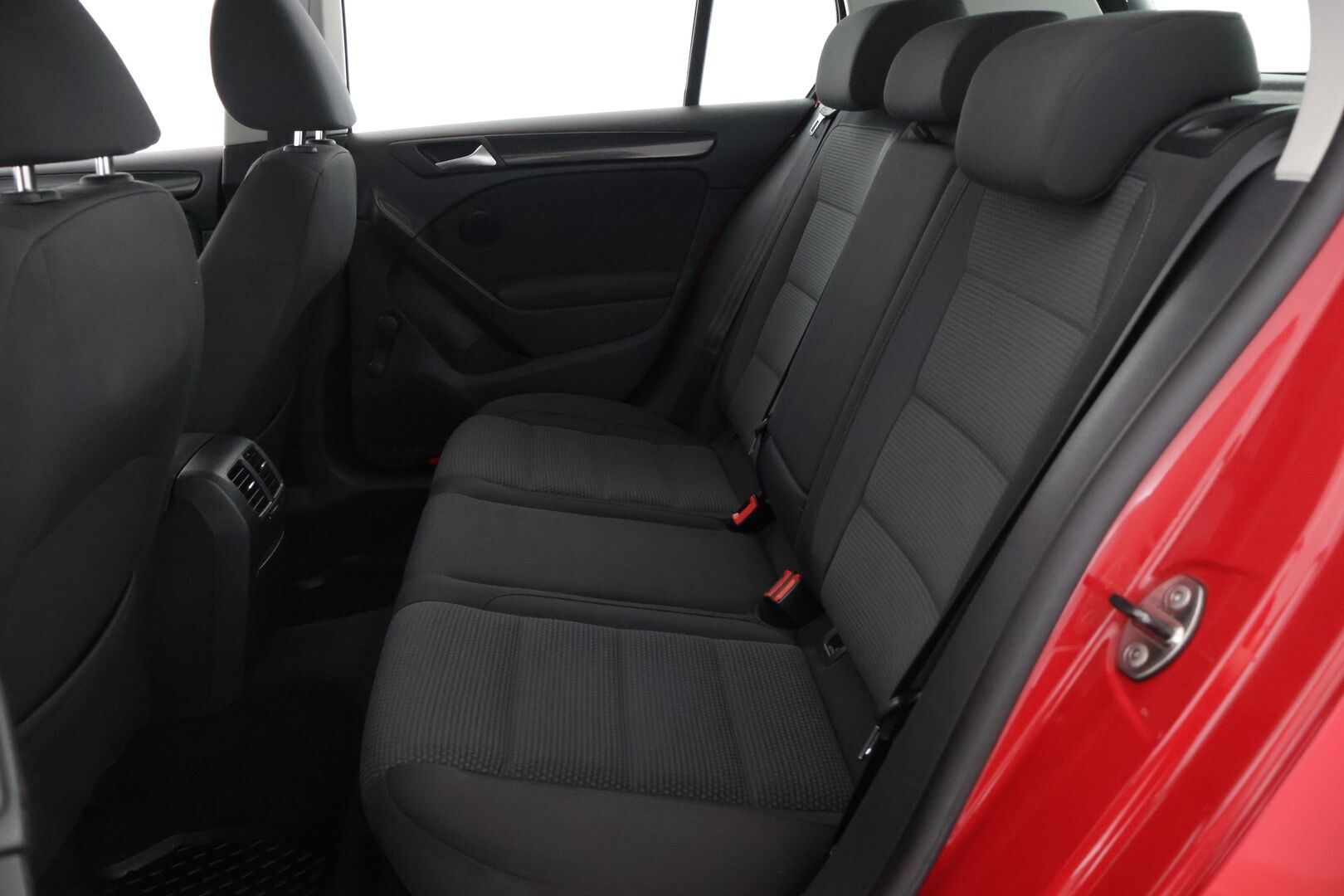 Volkswagen Golf 2012 Comfortline 2,0 TDI 103 kW (140 hv) BlueMotion Technology 4-ovinen - Lohko / P-kamera / Vetokoukku / Bluetooth / Vakkari
