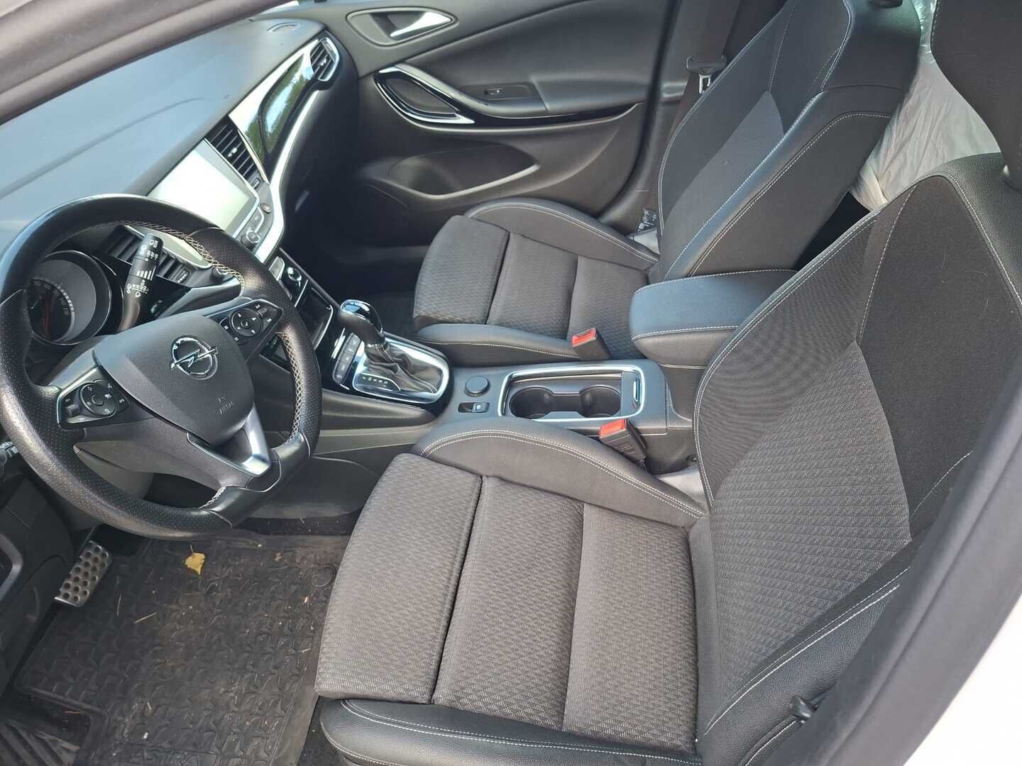 Opel Astra 2019 Sports Tourer Matrix Edition 1,6 Turbo Start/Stop 147kW AT6 - | Suomi-auto | Adaptiivinen vakionopeudensäädin | Kahdet hyväkuntoiset renkaat alumiinivanteilla | 