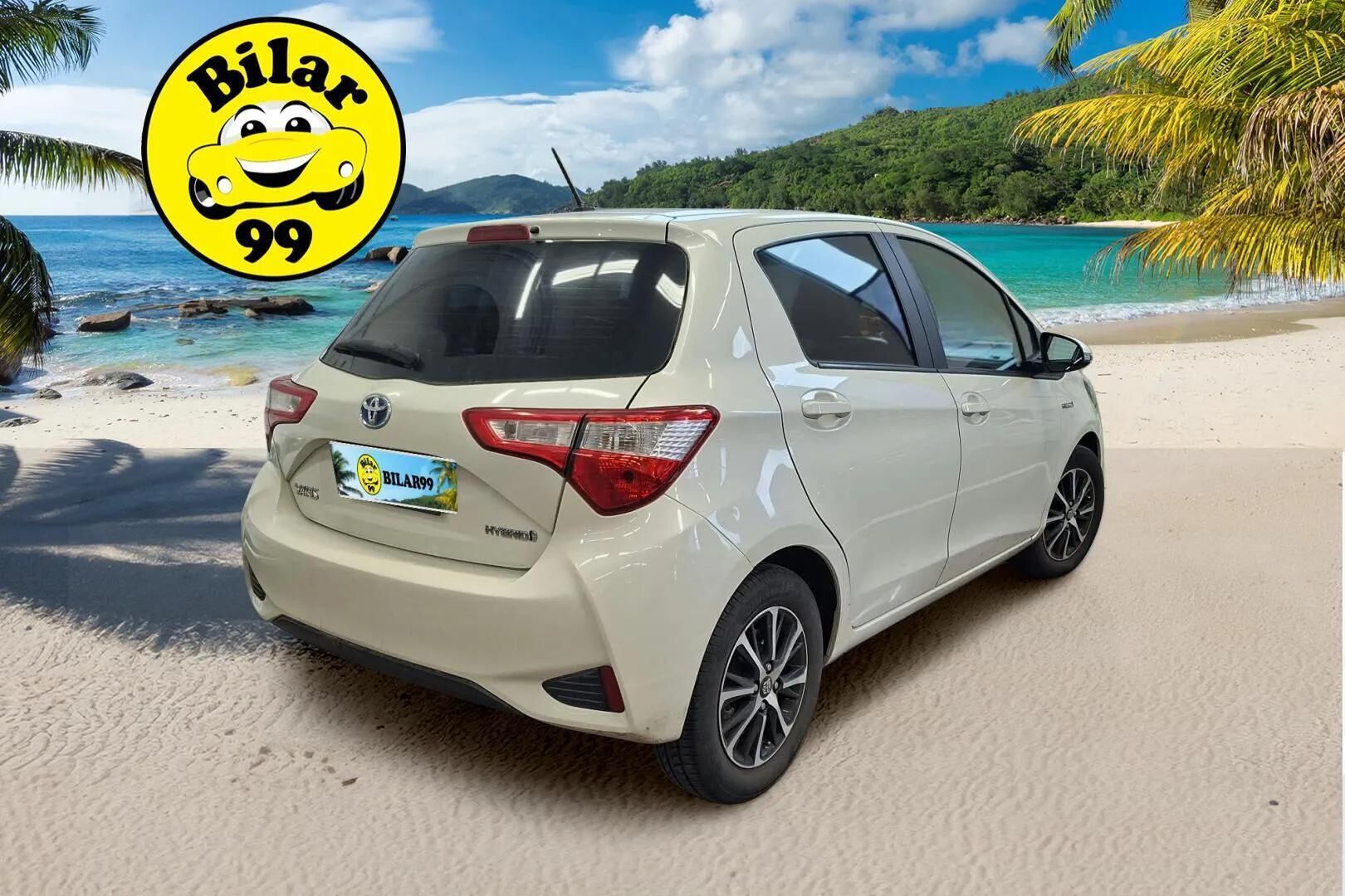 Toyota Yaris 2018 1,5 Hybrid Active 5ov - Kaukovaloautomatiikka | LED-valot | RSI | Kaistavahti | P.kamera | P.tutkat | Navi | Vakkari | Bluetooth | Suomi-auto | 2x renkaat aluilla
