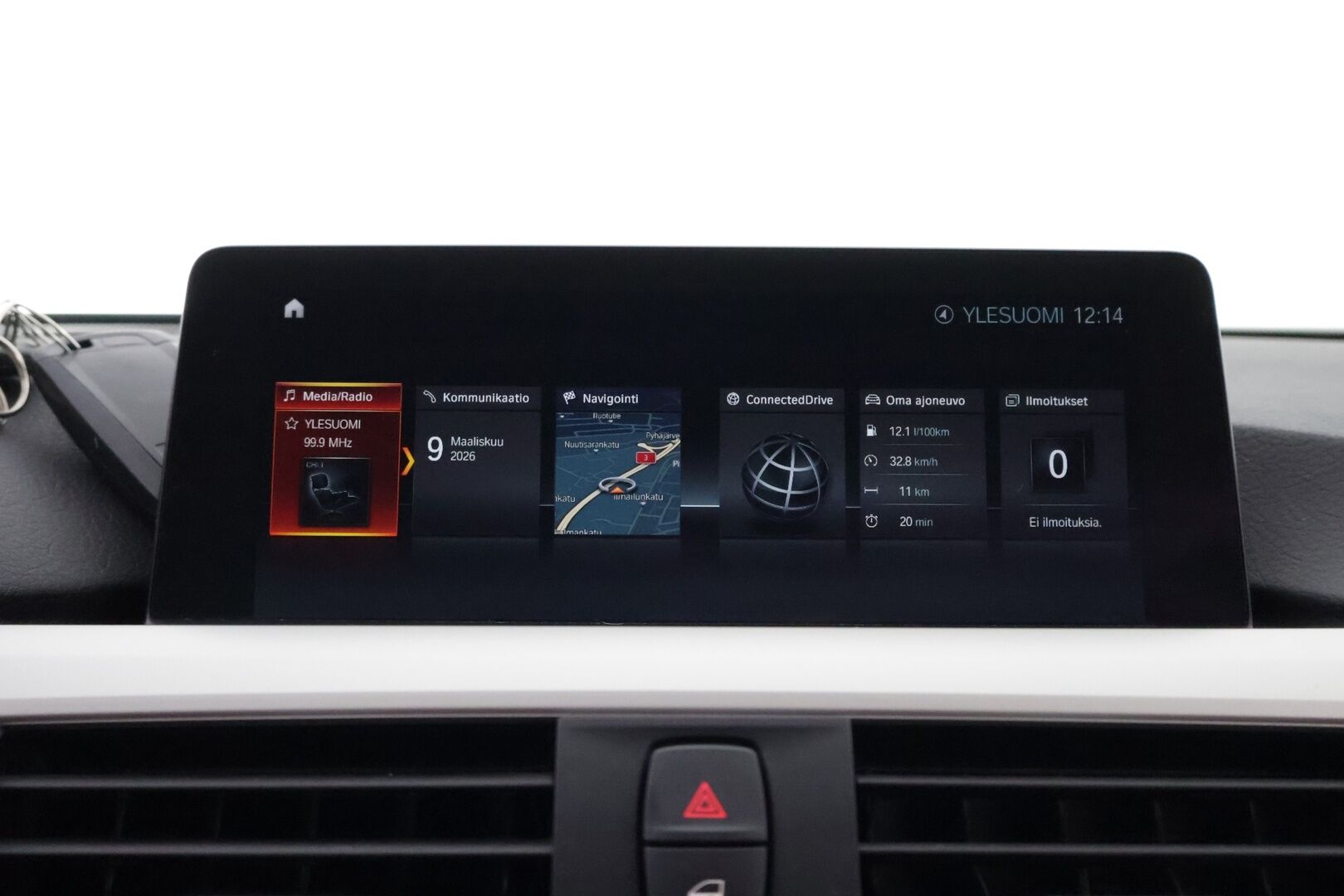 BMW 320 2019 F31 Touring 320i A xDrive Business Exclusive * Adapt.Vakkari / Vetokoukku / HUD / Sporttinahat / Peruutuskamera / LED - Lohkolämmitin / Ratinlämmitin / Juuri huollettu / Ei Adblue järjestelmää! - HULLUT AVAJAISHULINAT KORKOTARJOUS 3,29 %