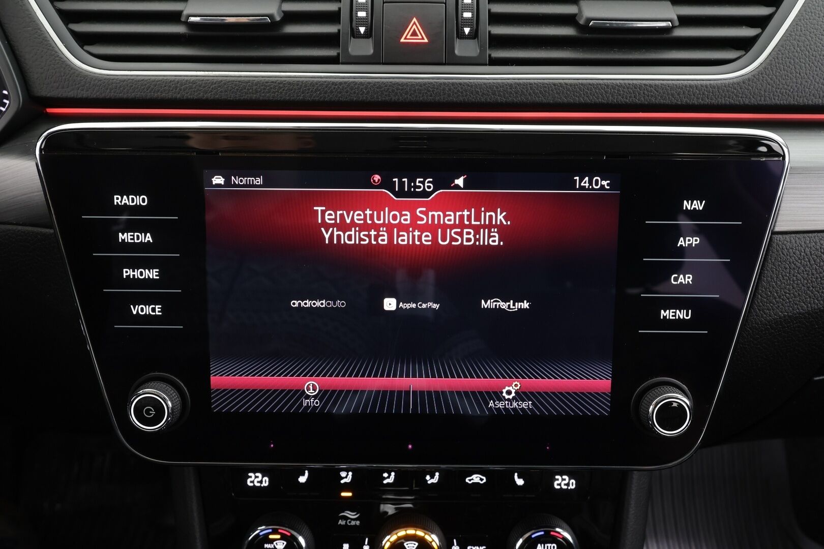 Skoda Superb 2019 Combi 2,0 TDI 190 4x4 Style BusinessLine DSG * Canton / Webasto / ACC / Xenon / P.Kamera / Muistipenkki / Keyless * - Suomi-auto / Kahdet renkaat - HULLUT BLACKWEEK JATKOT - KORKOTARJOUS 2,49%