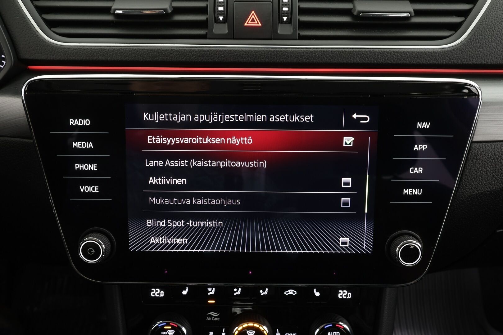 Skoda Superb 2019 Combi 2,0 TDI 190 4x4 Style BusinessLine DSG * Canton / Webasto / ACC / Xenon / P.Kamera / Muistipenkki / Keyless * - Suomi-auto / Kahdet renkaat - HULLUT BLACKWEEK JATKOT - KORKOTARJOUS 2,49%