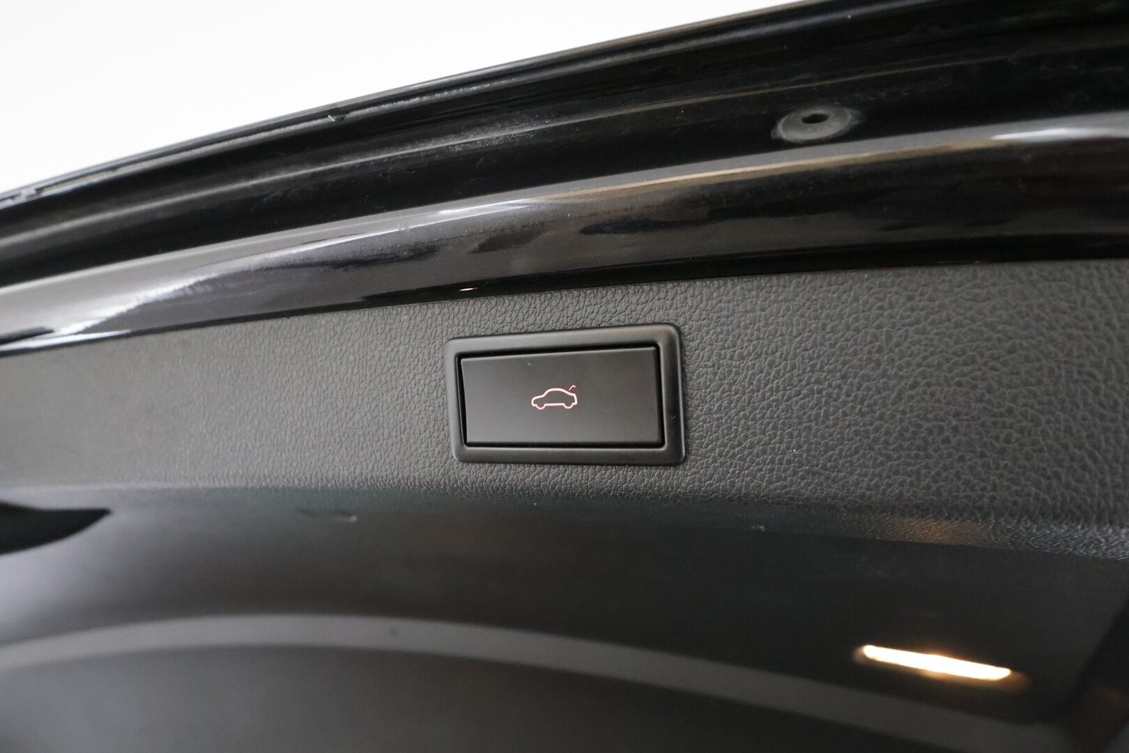 Skoda Superb 2019 Combi 2,0 TDI 190 4x4 Style BusinessLine DSG * Canton / Webasto / ACC / Xenon / P.Kamera / Muistipenkki / Keyless * - Suomi-auto / Kahdet renkaat - HULLUT BLACKWEEK JATKOT - KORKOTARJOUS 2,49%