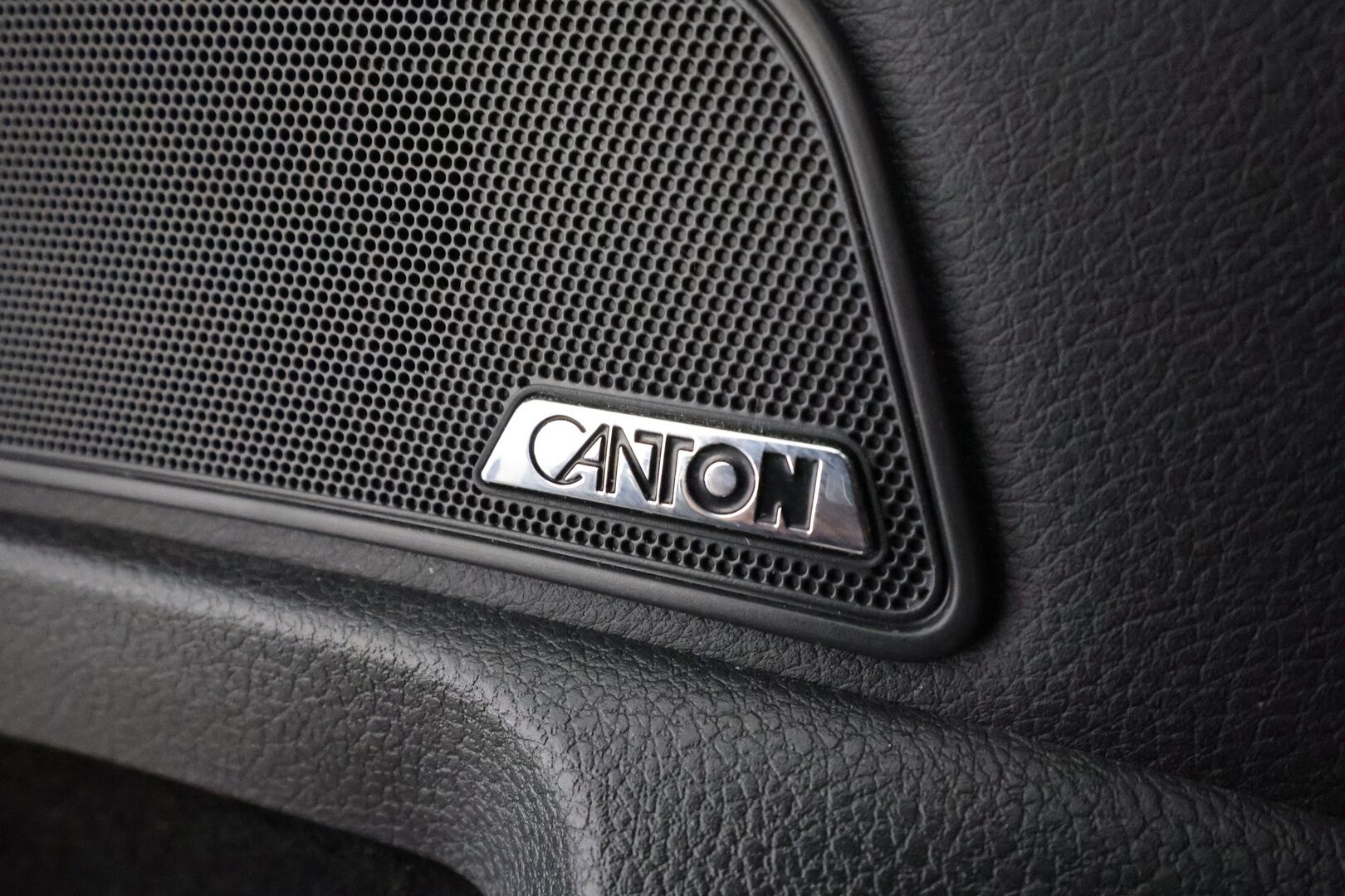 Skoda Superb 2019 Combi 2,0 TDI 190 4x4 Style BusinessLine DSG * Canton / Webasto / ACC / Xenon / P.Kamera / Muistipenkki / Keyless * - Suomi-auto / Kahdet renkaat - HULLUT BLACKWEEK JATKOT - KORKOTARJOUS 2,49%