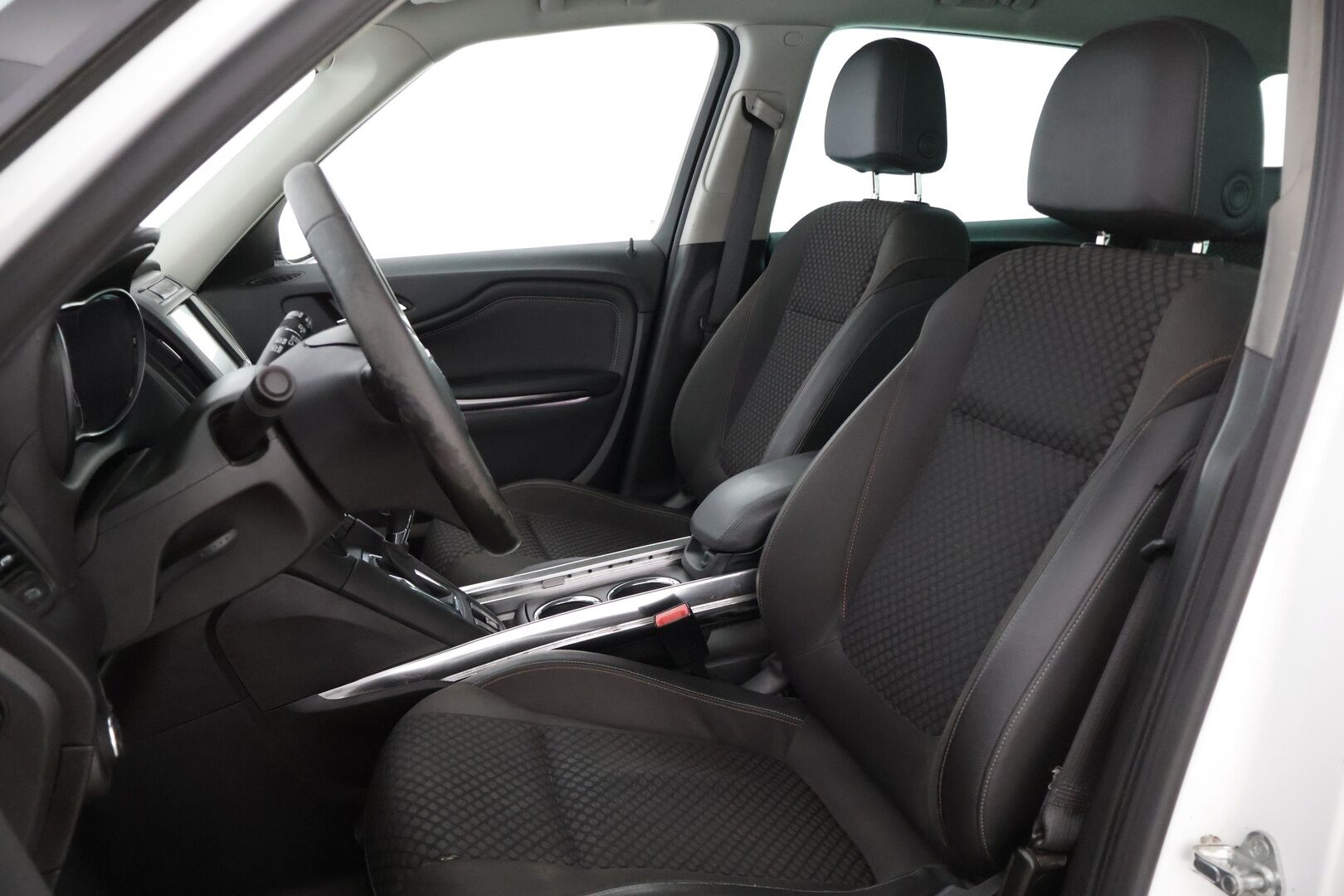 Opel Zafira 2019 Innovation 2,0 CDTI 125kW AT6 * YritysOutlet - Myydään vain yrityksille / Xenon / Vakkari / P. tutkat / Bluetooth * - * YritysOutlet -valikoimasta vain yritykselle / Leimaa 3/27 asti! / 7-paikkainen / Suomi-auto / Kahdet renkaat omilla alumiinivanteilla *