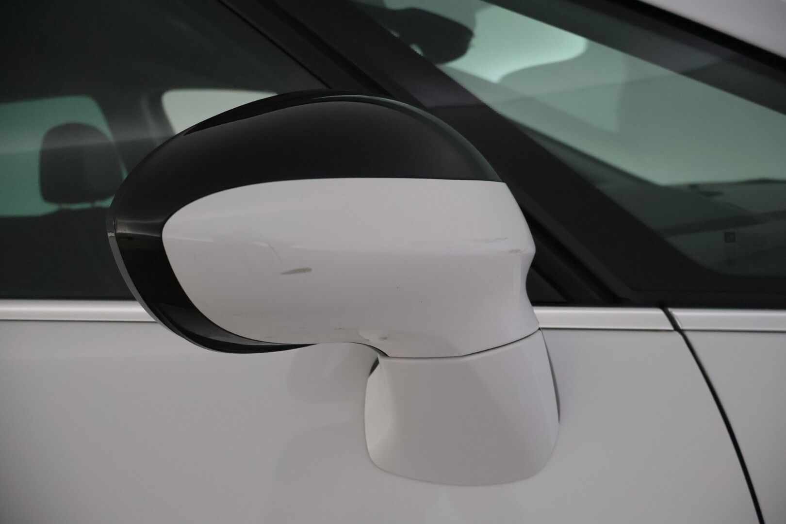 Opel Zafira 2019 Innovation 2,0 CDTI 125kW AT6 * YritysOutlet - Myydään vain yrityksille / Xenon / Vakkari / P. tutkat / Bluetooth * - * YritysOutlet -valikoimasta vain yritykselle / Leimaa 3/27 asti! / 7-paikkainen / Suomi-auto / Kahdet renkaat omilla alumiinivanteilla *