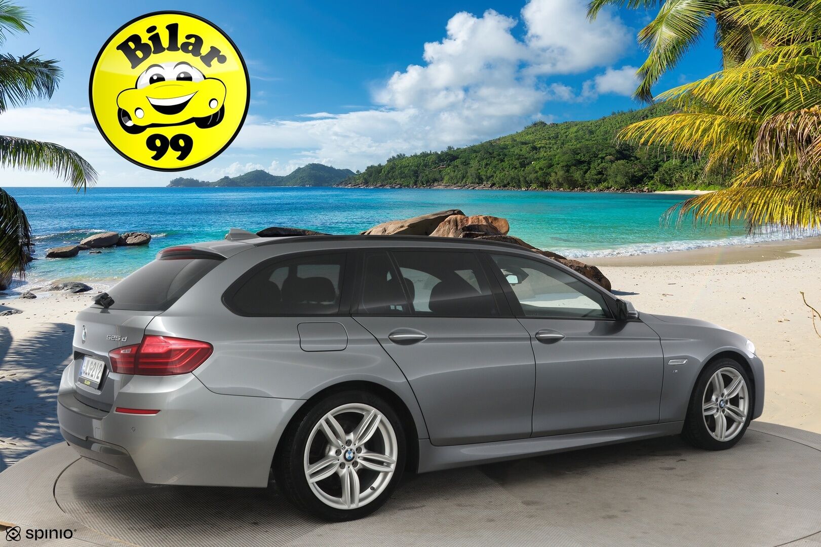 BMW 525 2015 F11 M-sport *ACC / Panaramakatto / Peruutustutka edessä ja takana / Sport-penkit / Hifit / Prof.Navi / Adapt. LED-ajovalot* - *2x renkaat ja vanteet / Ei AdBlueta*