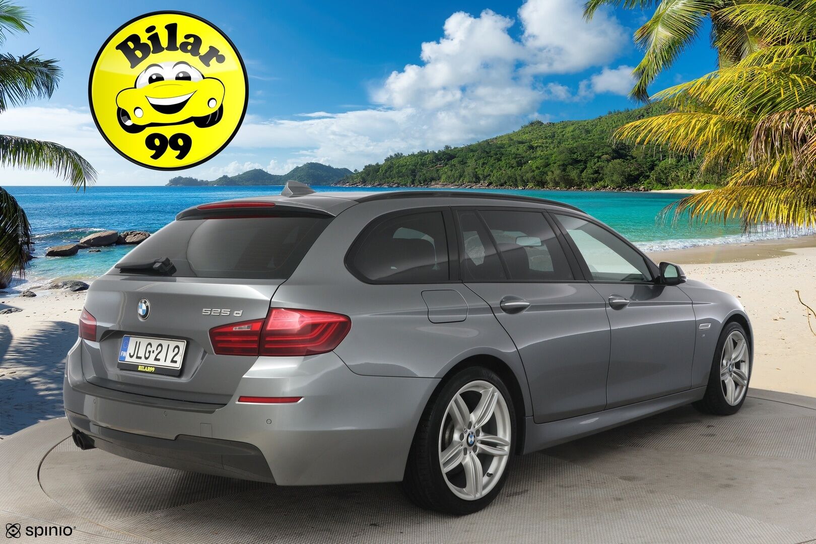 BMW 525 2015 F11 M-sport *ACC / Panaramakatto / Peruutustutka edessä ja takana / Sport-penkit / Hifit / Prof.Navi / Adapt. LED-ajovalot* - *2x renkaat ja vanteet / Ei AdBlueta*
