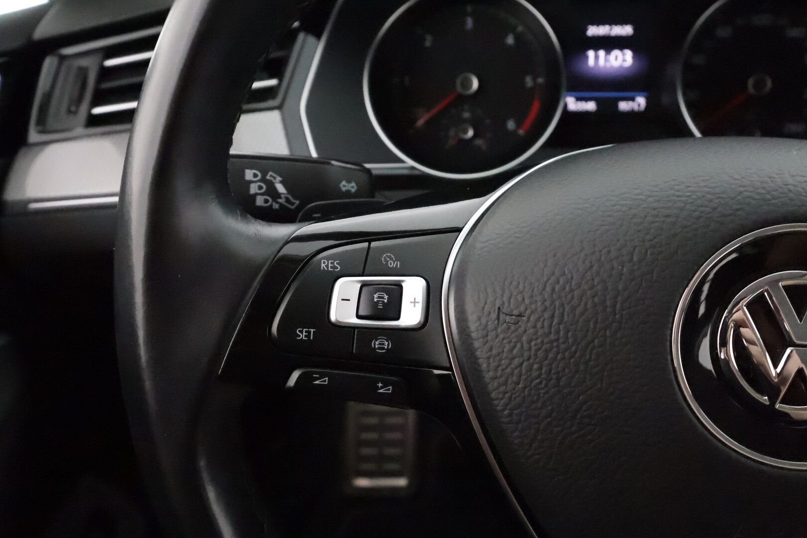 Volkswagen Passat 2019 Variant Alltrack 2,0 TDI SCR 140kW 4MOTION DSG **Webasto / Koukku / Adapt.Vakkari / LED-valot / P.Tutkat / Navi** - Suomi-auto / Merkkihuollettu!