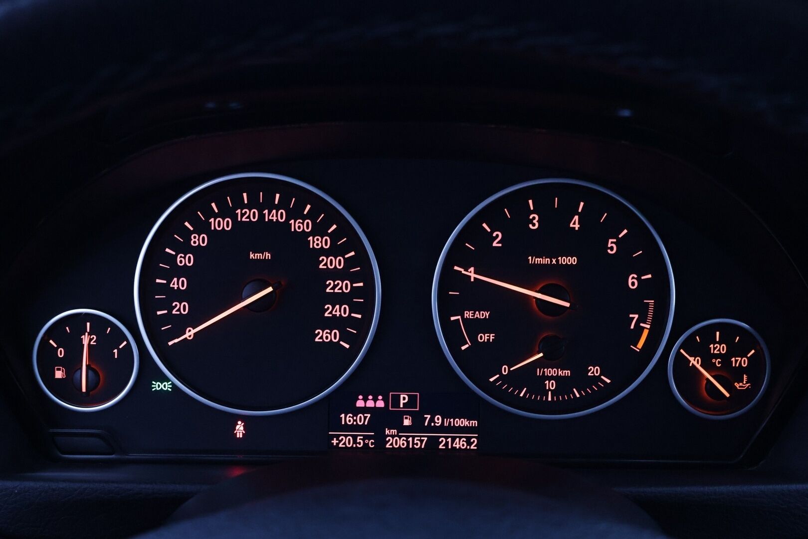 BMW 320 2019 F30 Sedan 320i A xDrive Business Exclusive - Suomiauto | Nahkasisusta | Sporttipenkit | Adapt.LED | Vakkari | Lohko&Sisäpistoke | Ratinlämmitys! - KORKO VAIN 3,99 %