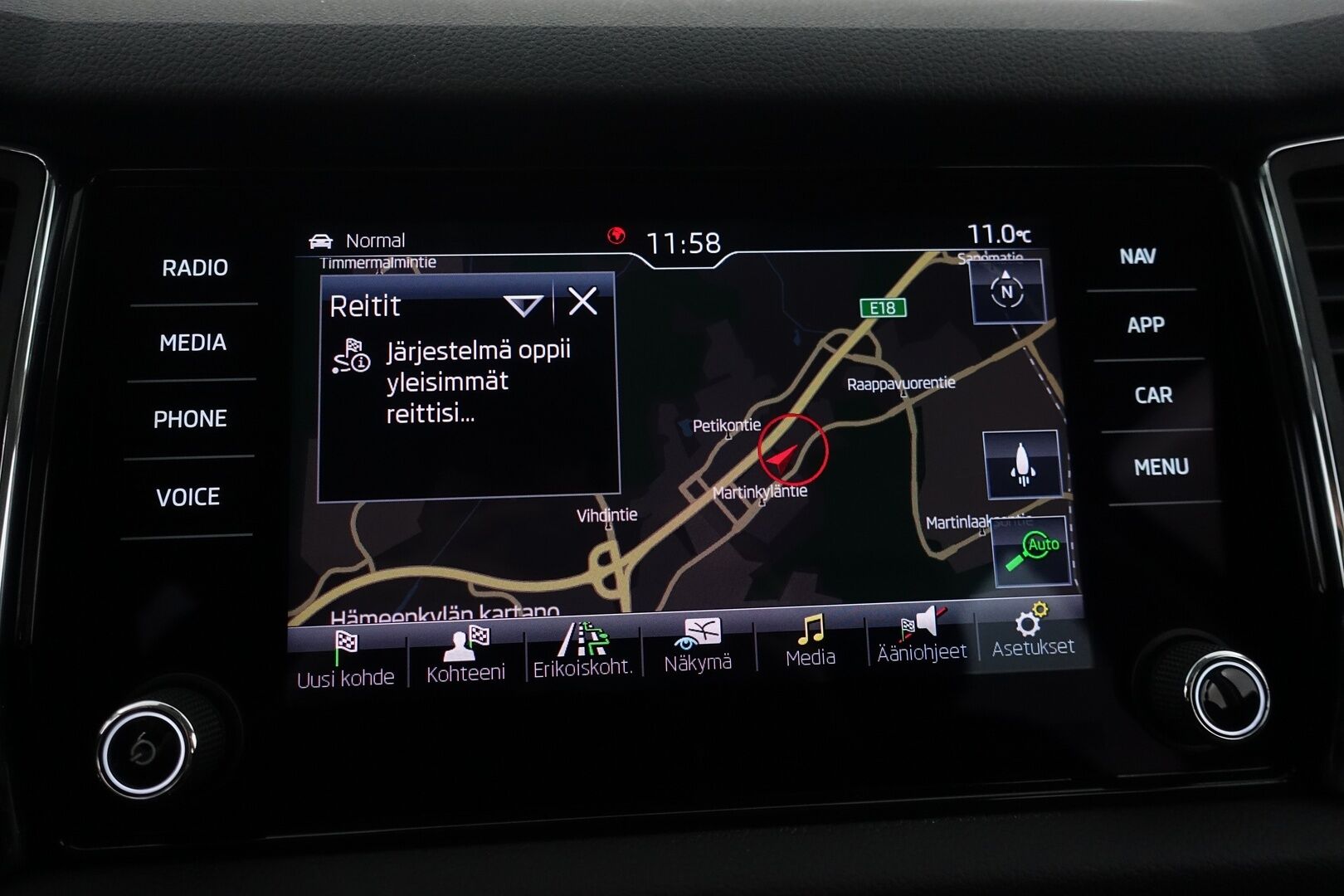 Skoda Kodiaq 2020 1,5 TSI ACT Ambition DSG Autom. - | 1-omisteinen | Suomi-auto | Webasto | Navi | Front Assist | Taittuva vetokoukku | Pysäköintitutkat | Peruutuskamera | Vakionopeudensäädin | Adaptiiviset LED-ajovalot | 2x renkaat aluvantein |