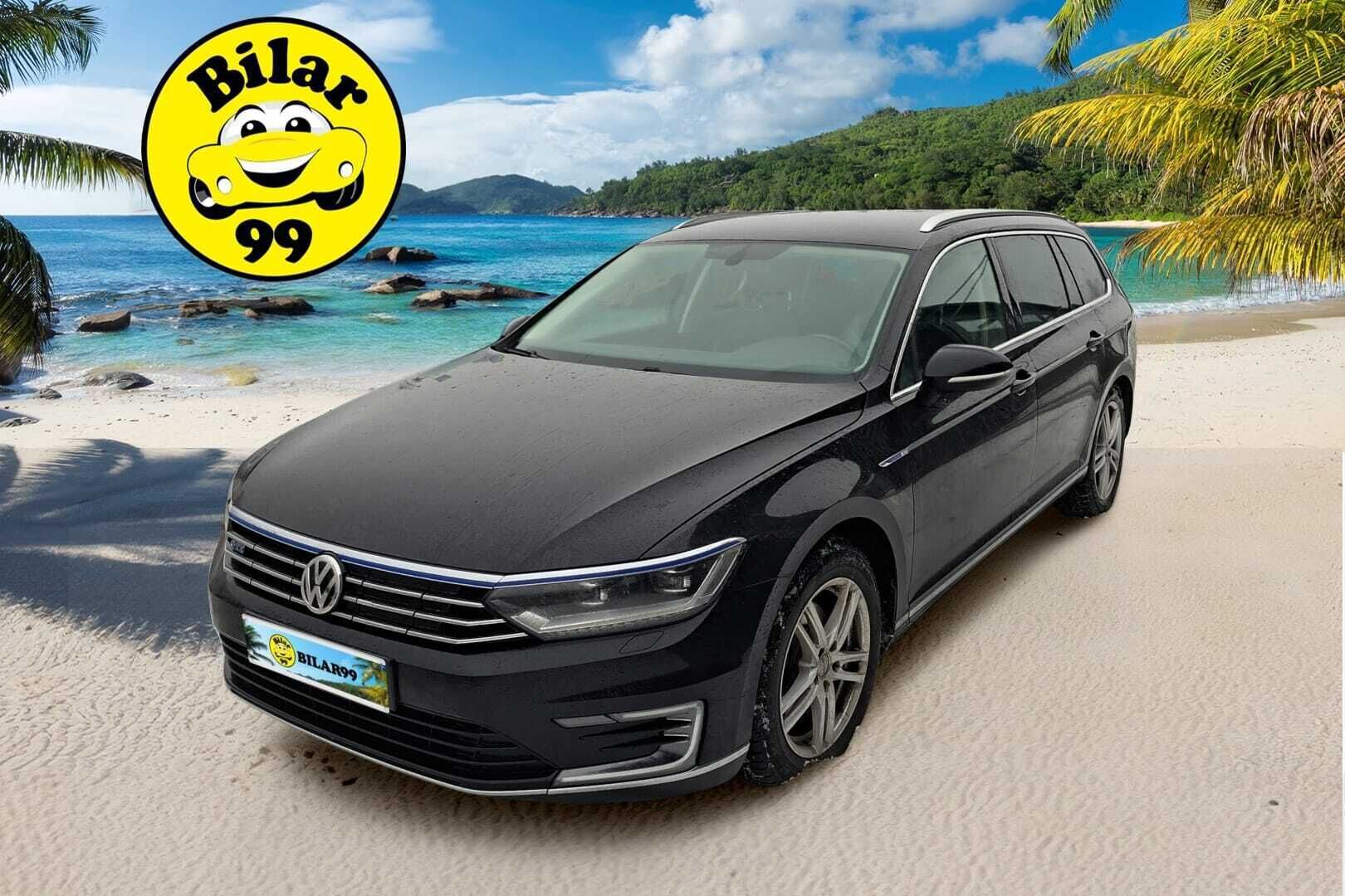 Volkswagen Passat 2016 Variant GTE Plug-In Hybrid 160 kW (218 hv) DSG-automaatti / ACC / Matrix LED / Taitettava Vetokoukku / Nahkasisusta /