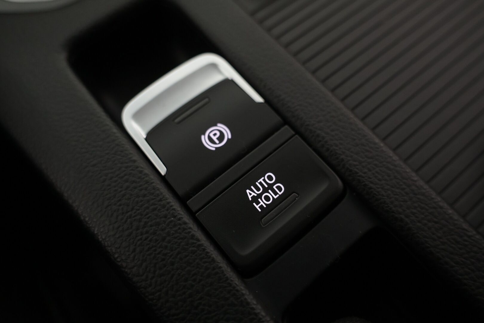 Volkswagen Passat 2017 Variant GTE Plug-In Hybrid 160 kW (218 hv) DSG-automaatti / ACC / Matrix LED / Taitettava Vetokoukku / Nahkasisusta /