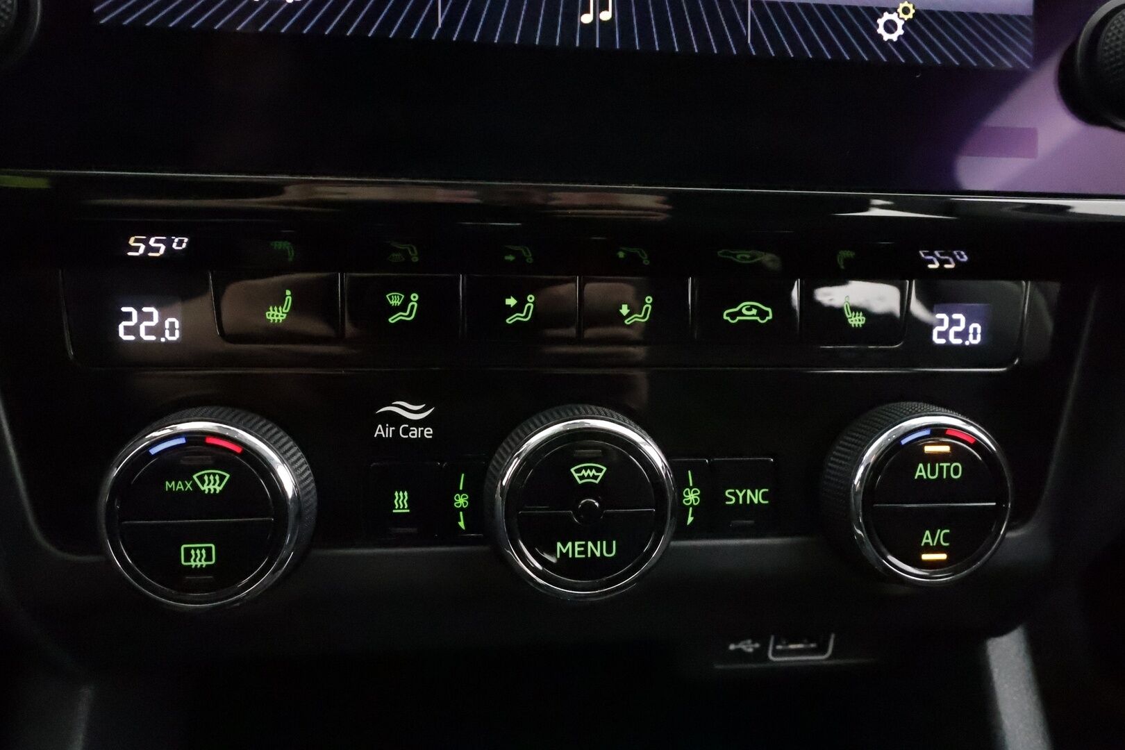 Skoda Octavia 2020 Combi 1,5 TSI Style BusinessLine DSG * ACC / Webasto / P.kamera / Keyless / Apple&Android * - 1.Om Suomi-auto / Kahdet Renkaat