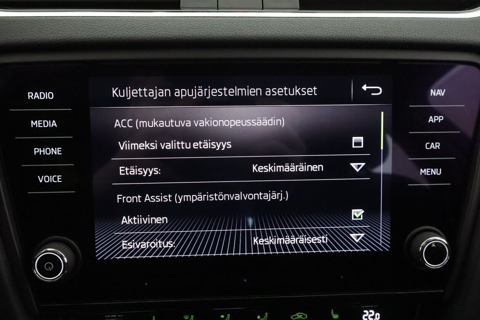 Skoda Octavia 2020 Combi 1,5 TSI Style BusinessLine DSG * ACC / Webasto / P.kamera / Keyless / Apple&Android * - 1.Om Suomi-auto / Kahdet Renkaat