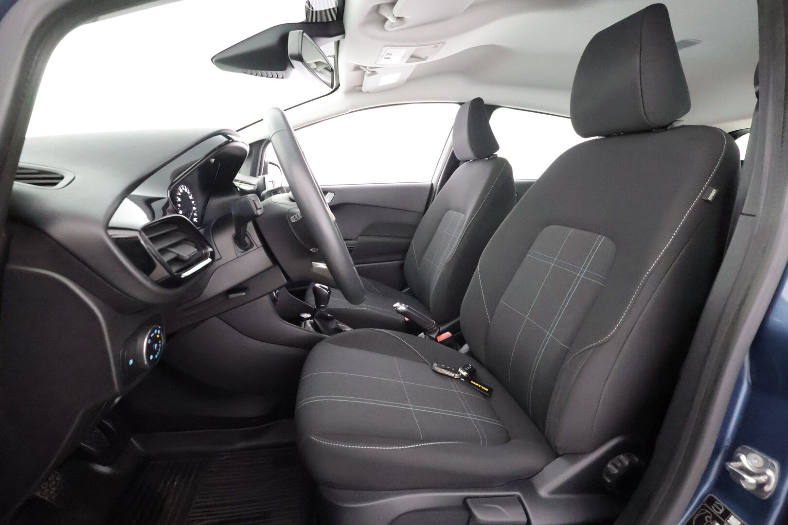 Ford Fiesta 2020 1,1 85hv M5 Trend 5-ovinen - | Sisätilanlämmitin | Vakkari | Bluetooth | Kaistavahti | P.Tutka | Ratinlämmitys | Kahdet renkaat | Merkkihuollot | Suomi-auto |