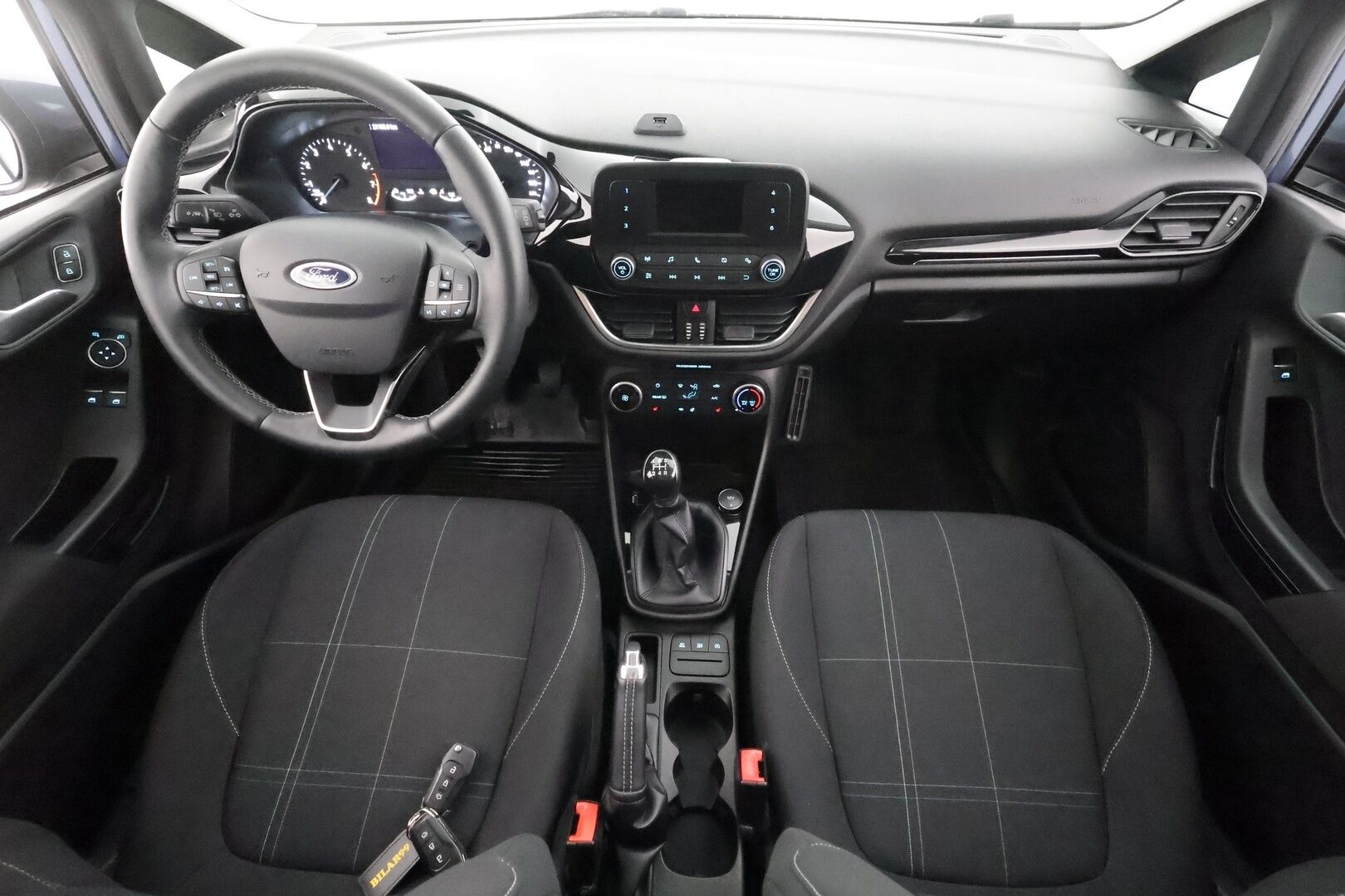Ford Fiesta 2020 1,1 85hv M5 Trend 5-ovinen - | Sisätilanlämmitin | Vakkari | Bluetooth | Kaistavahti | P.Tutka | Ratinlämmitys | Kahdet renkaat | Merkkihuollot | Suomi-auto |