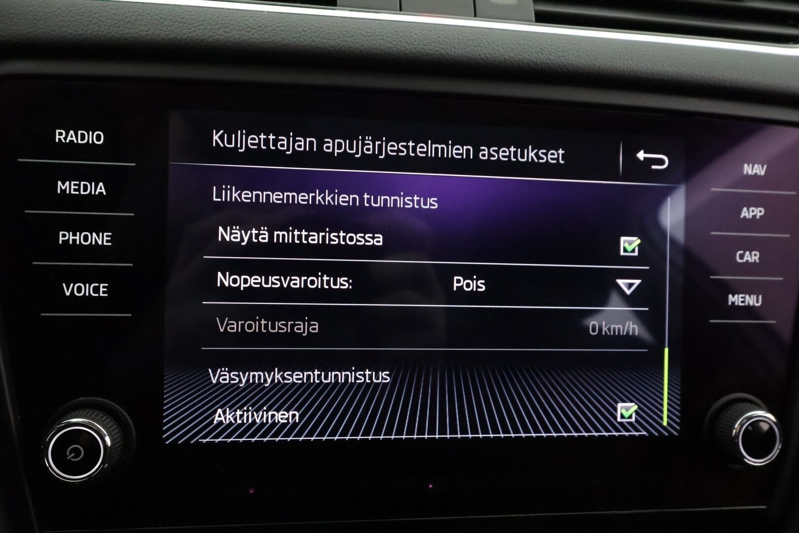 Skoda Octavia 2020 Combi 1,5 TSI Style BusinessLine DSG Autom. - | ACC | Webasto | LED | P.Kamera | Ratinlämmitys | Navi | Apple&Android | 1.Om Suomia-auto | Kahdet Renkaat | Merkkihuollettu |