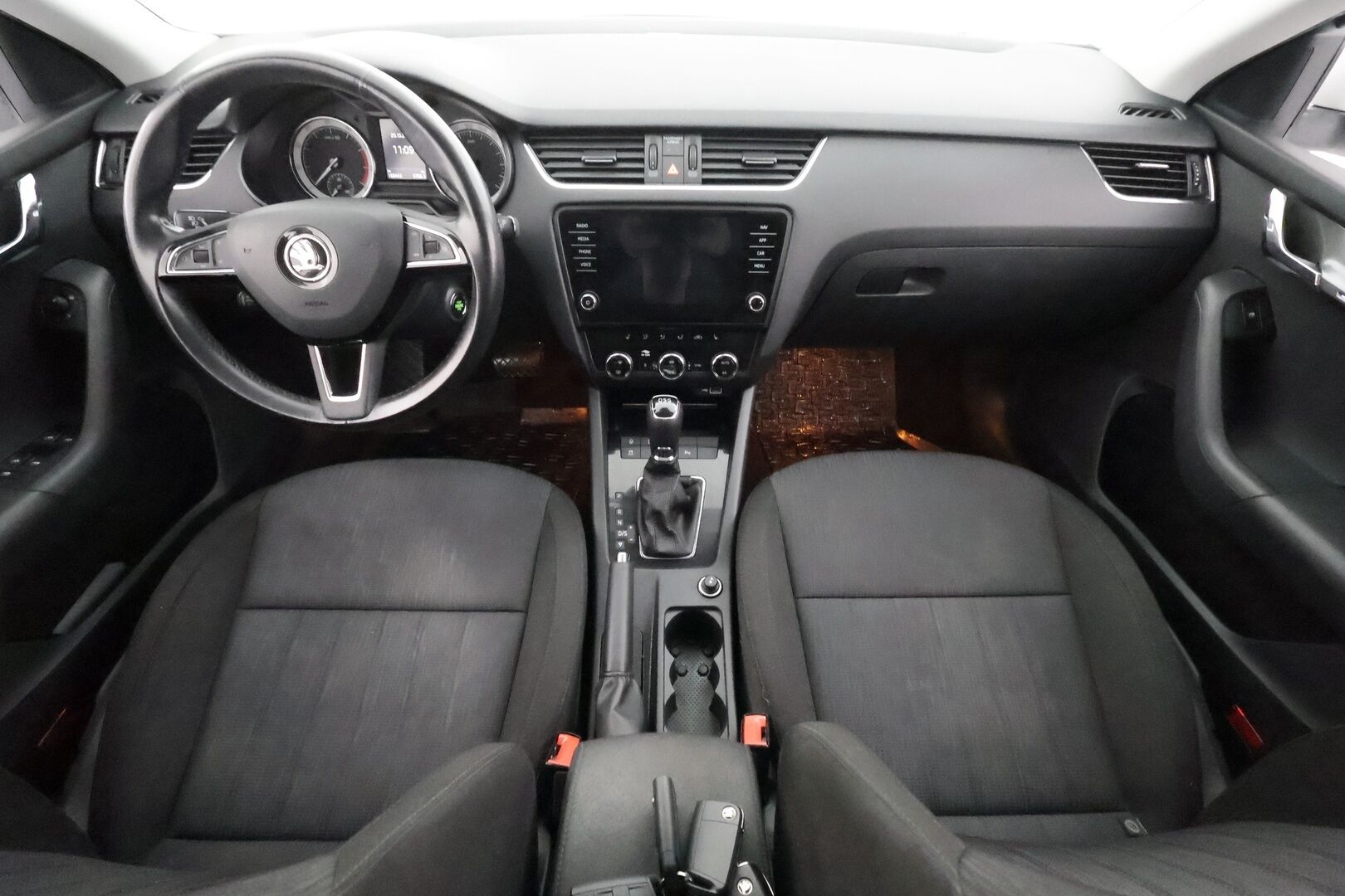 Skoda Octavia 2020 Combi 1,5 TSI Style BusinessLine DSG Autom. - | ACC | Webasto | LED | P.Kamera | Ratinlämmitys | Navi | Apple&Android | 1.Om Suomia-auto | Kahdet Renkaat | Merkkihuollettu |