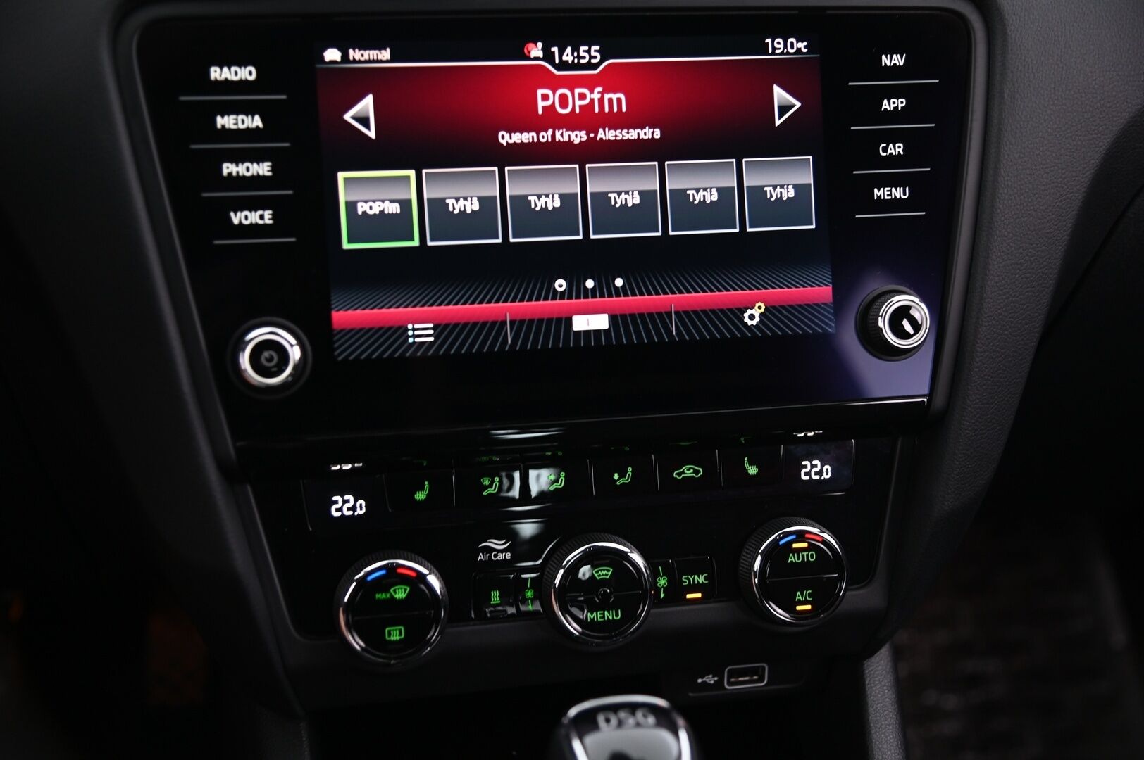 Skoda Octavia 2020 1,5 TSI Style BusinessLine DSG Autom. *ACC/  Digimittari/  Ambient/  Kamera/  Webasto* - Merkkihuollettu / 2x renkaat ja vanteet / Suomiauto