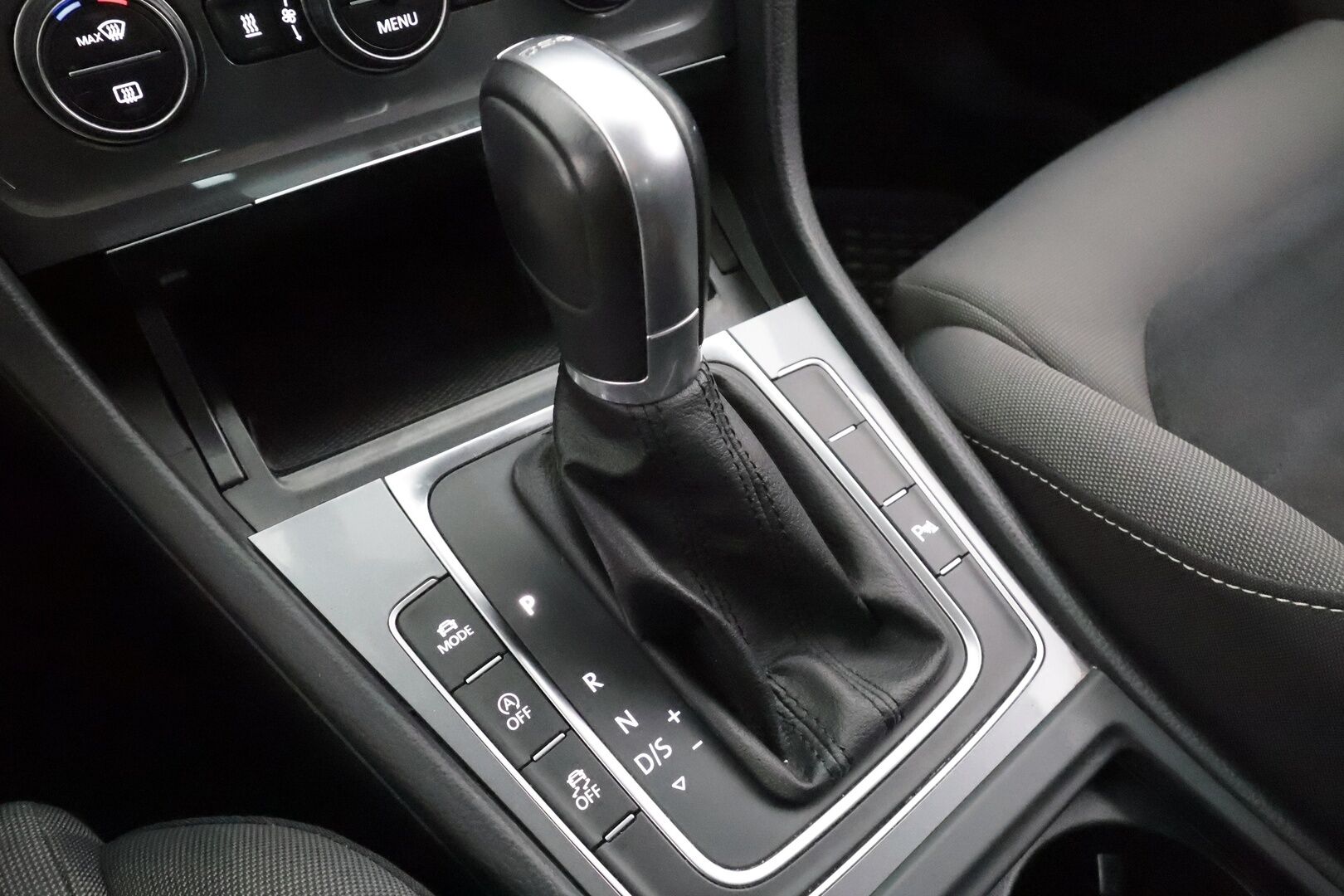 Volkswagen Golf 2016 Variant Alltrack 1,8 TSI 4MOTION  * Webasto / ACC / LED / P.Tutkat / Bluetooth * - Kahdet Renkaat 