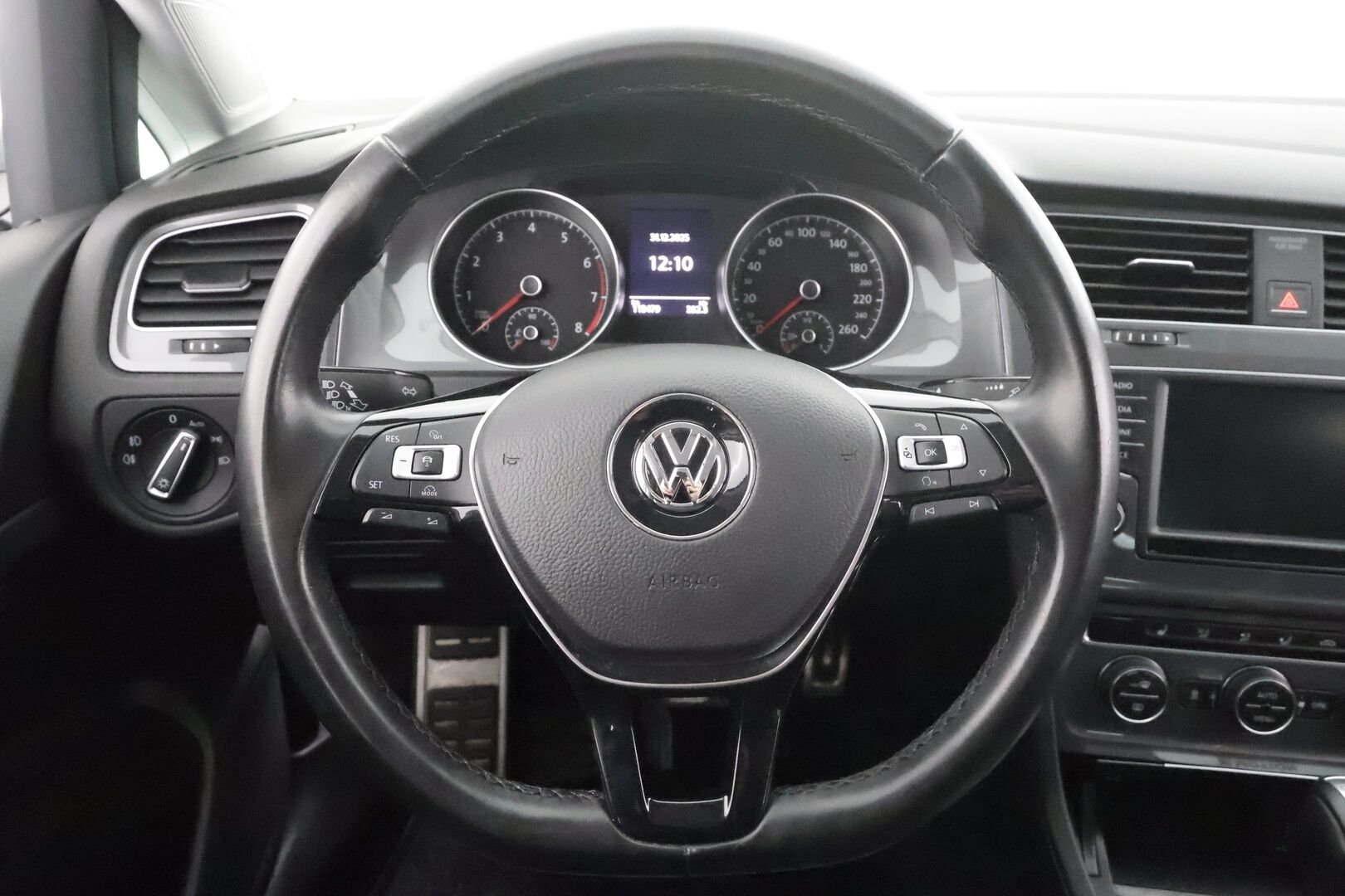 Volkswagen Golf 2016 Variant Alltrack 1,8 TSI 4MOTION  * Webasto / ACC / LED / P.Tutkat / Bluetooth * - Kahdet Renkaat 