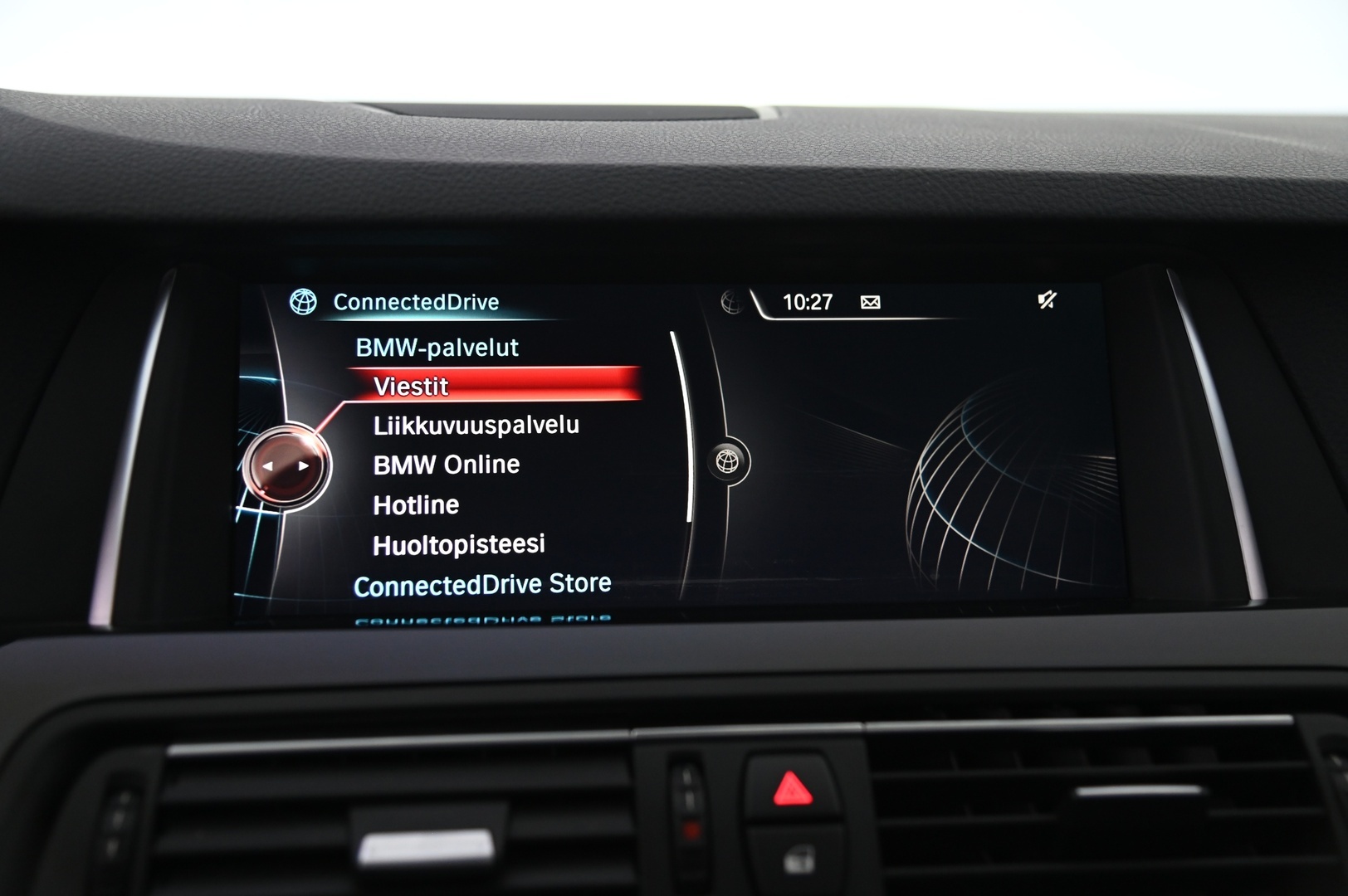 BMW 520 2016 d xDrive M-sport LCI*Panorama / HUD / Hifit / Proff.Navi* - *P-kamera / Näyttävä / Juuri tullut*