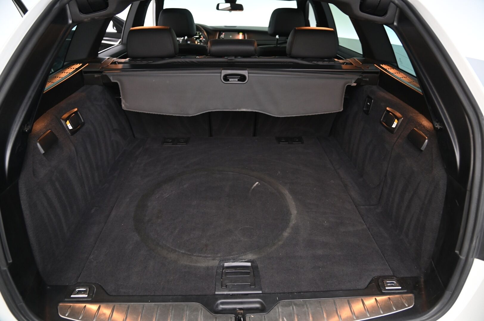 BMW 520 2016 d xDrive M-sport LCI*Panorama / HUD / Hifit / Proff.Navi* - *P-kamera / Näyttävä / Juuri tullut*