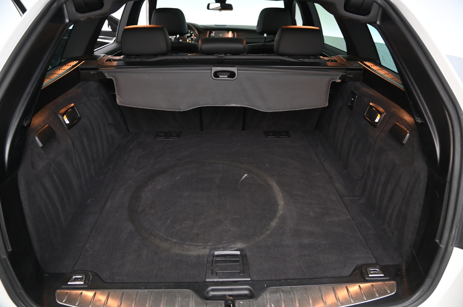 BMW 520 2016 d xDrive M-sport LCI*Panorama / HUD / Hifit / Proff.Navi* - *P-kamera / Näyttävä / Juuri tullut*