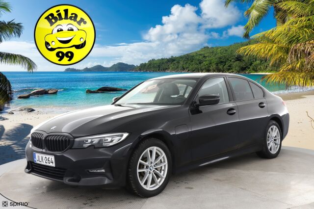 BMW 330 2020