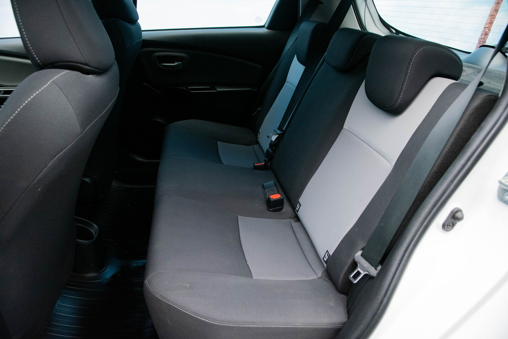 Toyota Yaris 2020 1,5 Dual VVT-i Active 5ov ** 2.om | Suomi-Auto | Vakkari | Lohkolämmitin | Peruutuskamera | BT-audio | - | 2.om | Suomi-Auto | Vakkari | Lohkolämmitin sisätilapistokkeella | Peruutuskamera | BT-audio |