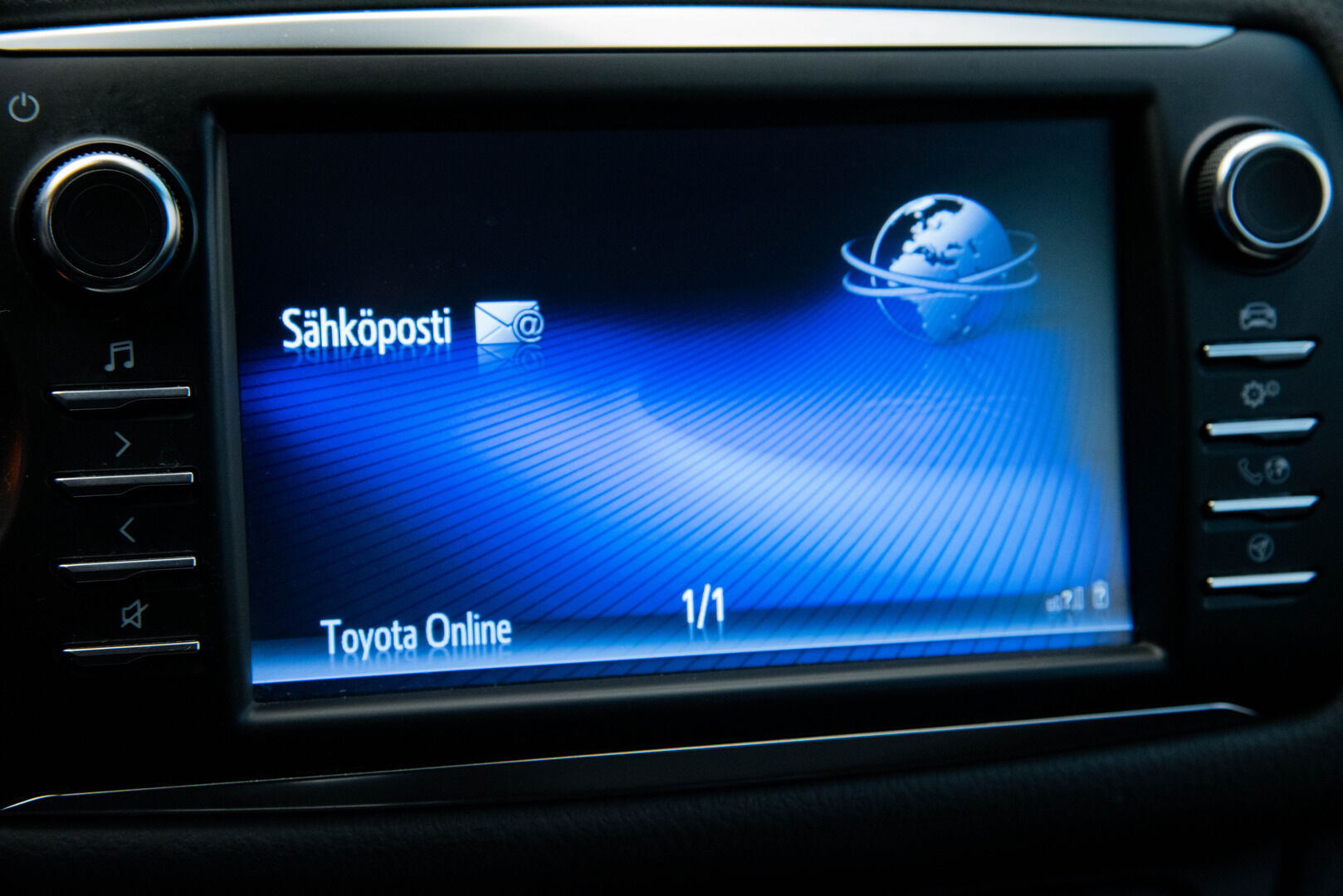Toyota Yaris 2020 1,5 Dual VVT-i Active 5ov ** 2.om | Suomi-Auto | Vakkari | Lohkolämmitin | Peruutuskamera | BT-audio | - | 2.om | Suomi-Auto | Vakkari | Lohkolämmitin sisätilapistokkeella | Peruutuskamera | BT-audio |