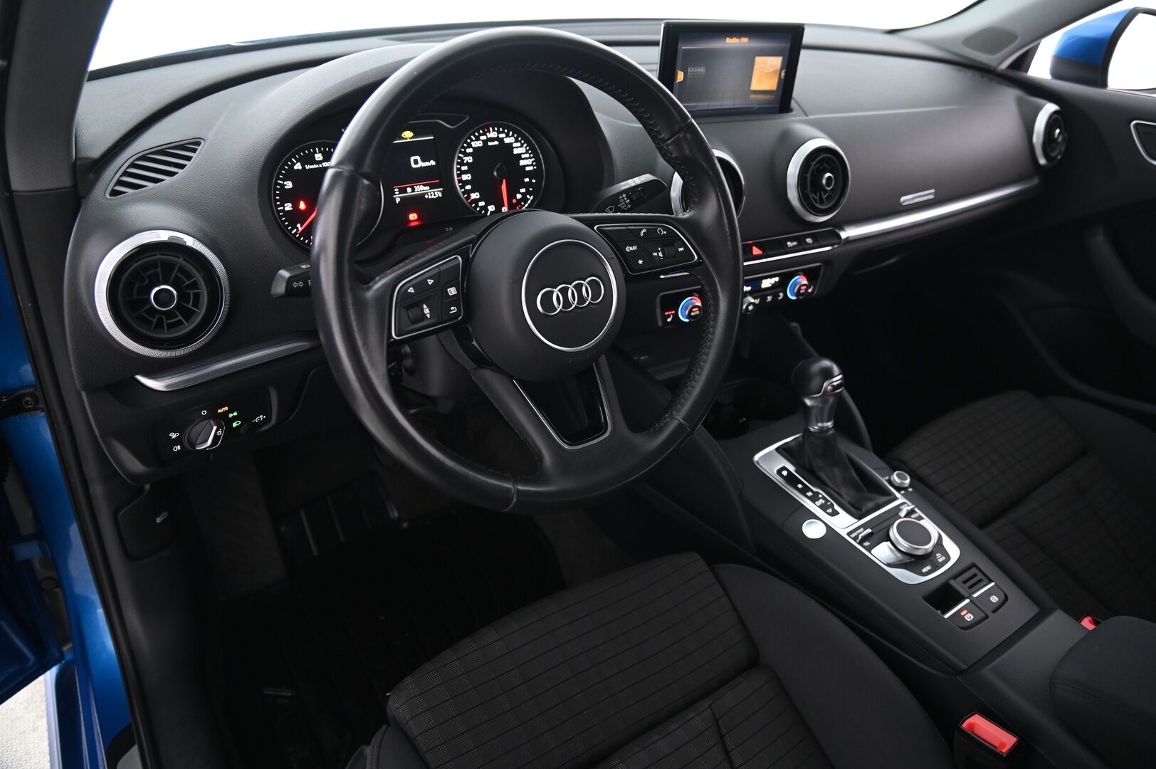 Audi A3 2019 Sportback Pro Business Sport 35 TFSI 110 kW S tronic*ACC / LED / Lämmitin* - *Siisti / Juuri tullut / 2x renkaat&vanteet*