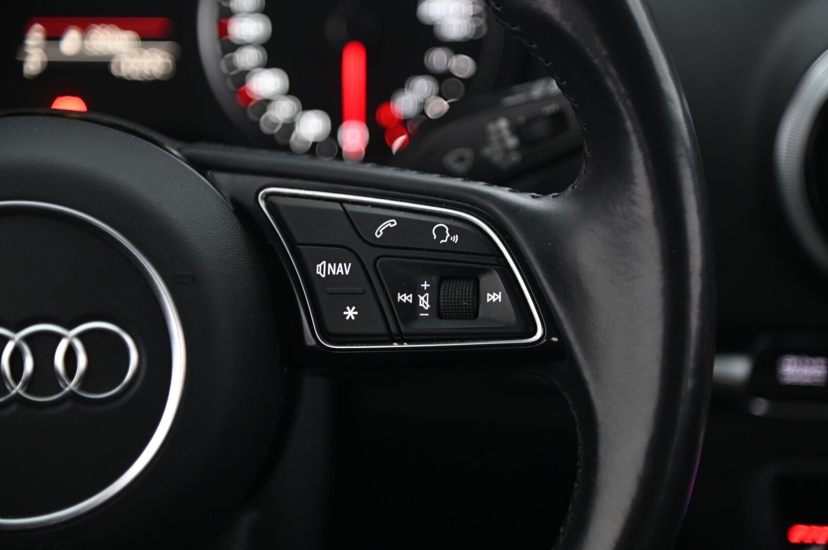 Audi A3 2020 Sportback Pro Business Sport 35 TFSI 110 kW S tronic*ACC / LED / Lämmitin* - *Siisti / Juuri tullut / 2x renkaat&vanteet / Juuri vaihdettu hihna!*