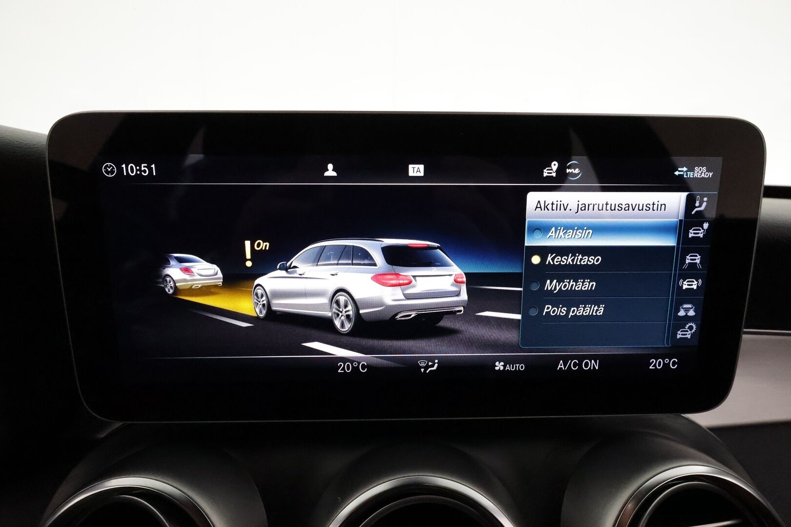 Mercedes-Benz C 2020 300 de T A Business AMG Edition EQ Power **Distronic+ / Multibeam / Koukku / P.kamera / Ruskeat nahat / Navi** - Suomi-auto / Kahdet renkaat aluvanteilla ja pitkä leima - HULLUT JOULUT KORKOTARJOUS 2,49% 