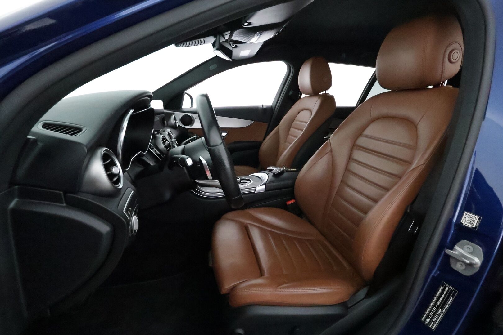 Mercedes-Benz C 2020 300 de T A Business AMG Edition EQ Power **Distronic+ / Multibeam / Koukku / P.kamera / Ruskeat nahat / Navi** - Suomi-auto / Kahdet renkaat aluvanteilla ja pitkä leima - HULLUT JOULUT KORKOTARJOUS 2,49% 