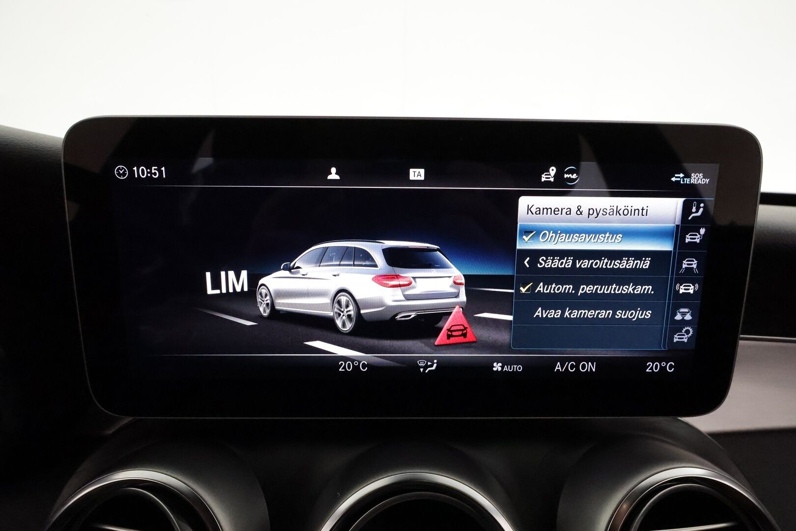 Mercedes-Benz C 2020 300 de T A Business AMG Edition EQ Power **Distronic+ / Multibeam / Koukku / P.kamera / Ruskeat nahat / Navi** - Suomi-auto / Lisälämmitin / Kahdet renkaat aluvanteilla